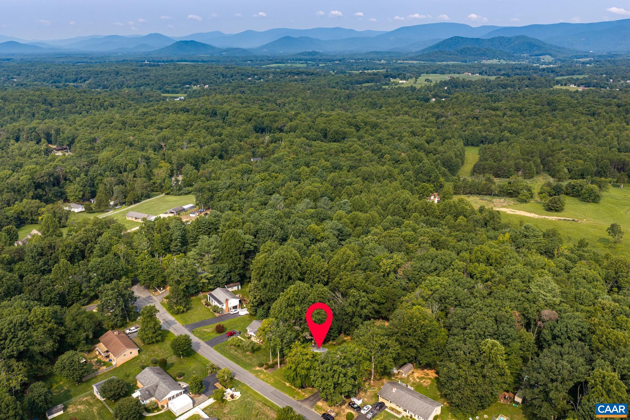 386 FAIRLANE DR, STANARDSVILLE, Virginia 22973, 3 Bedrooms Bedrooms, ,3 BathroomsBathrooms,Residential,386 FAIRLANE DR,680014 MLS # 680014 386 FAIRLANE DR, STANARDSVILLE, Virginia 22973, 3 Bedrooms Bedrooms, ,3 BathroomsBathrooms,Residential,386 FAIRLANE DR,680014 MLS # 680014