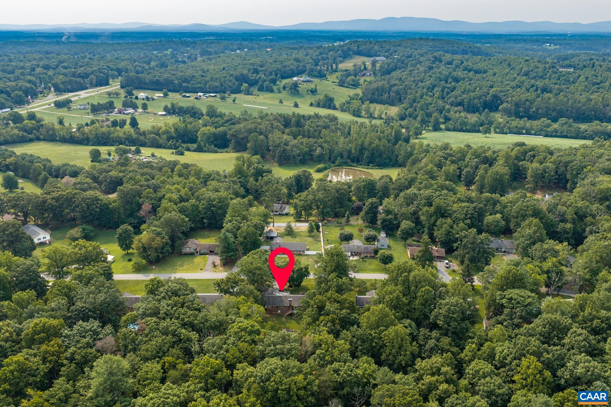 386 FAIRLANE DR, STANARDSVILLE, Virginia 22973, 3 Bedrooms Bedrooms, ,3 BathroomsBathrooms,Residential,386 FAIRLANE DR,680014 MLS # 680014 386 FAIRLANE DR, STANARDSVILLE, Virginia 22973, 3 Bedrooms Bedrooms, ,3 BathroomsBathrooms,Residential,386 FAIRLANE DR,680014 MLS # 680014