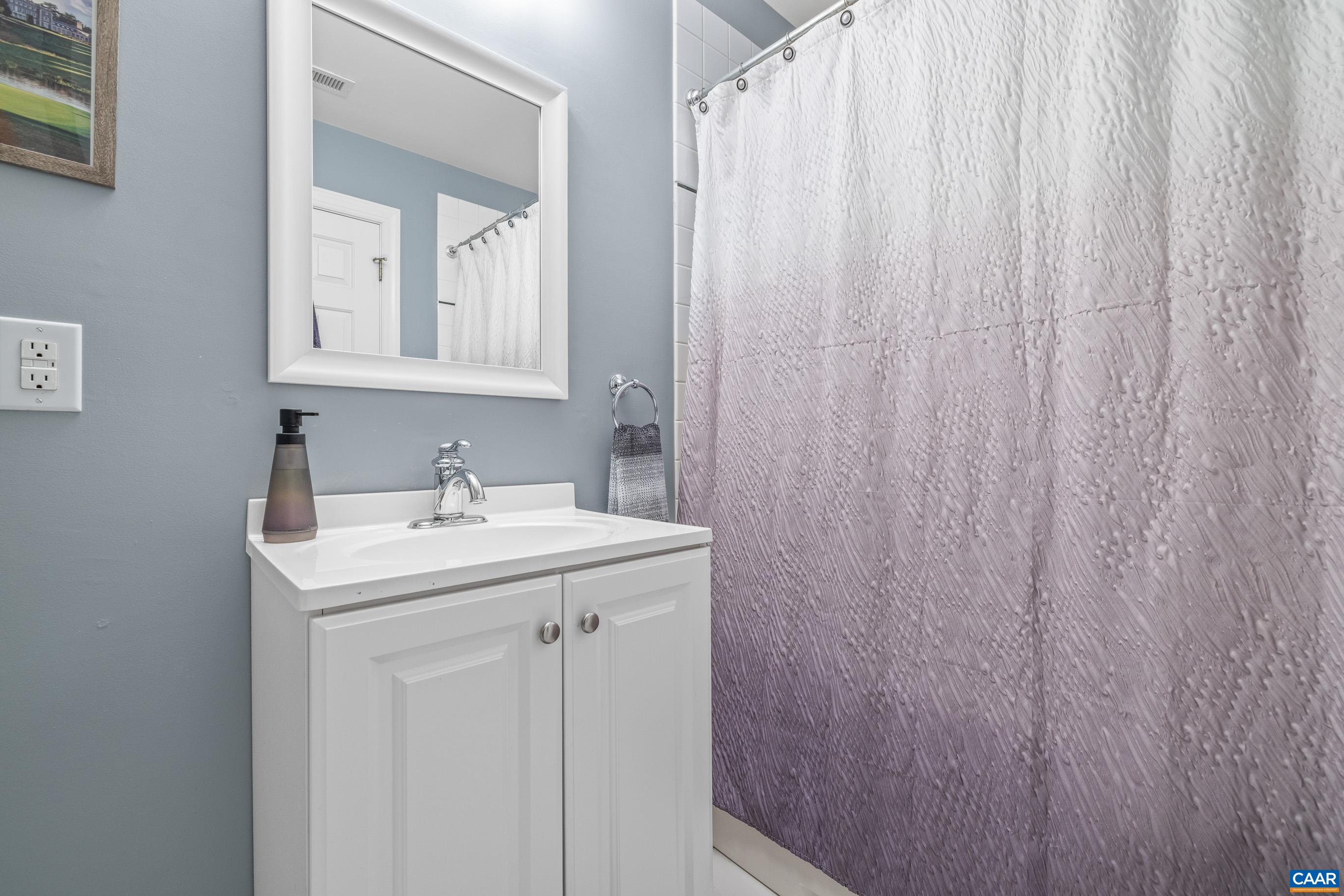 2470 HARMONY DR, CHARLOTTESVILLE, Virginia 22901, 4 Bedrooms Bedrooms, ,4 BathroomsBathrooms,Residential,2470 HARMONY DR,680016 MLS # 680016 2470 HARMONY DR, CHARLOTTESVILLE, Virginia 22901, 4 Bedrooms Bedrooms, ,4 BathroomsBathrooms,Residential,2470 HARMONY DR,680016 MLS # 680016