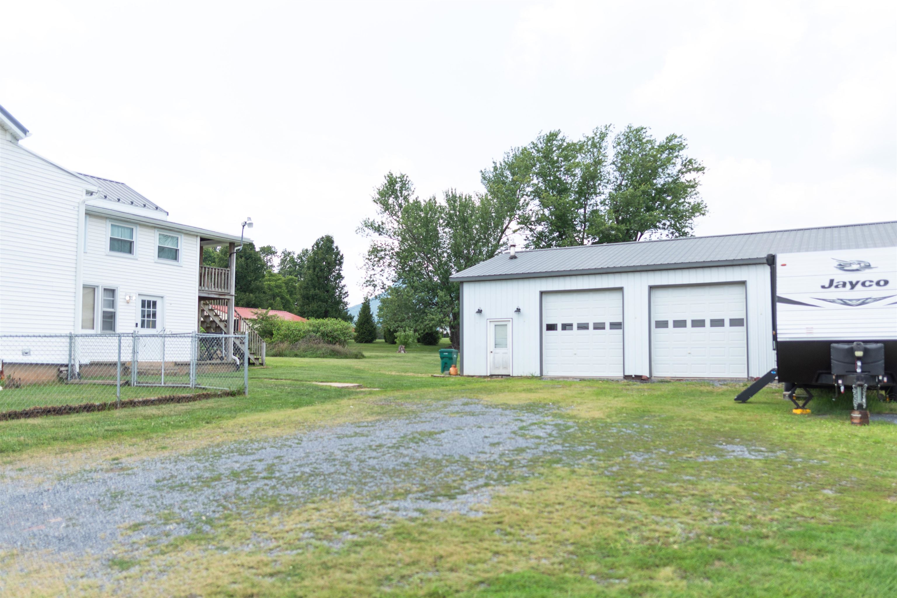 10581 MCGAHEYSVILLE RD, MCGAHEYSVILLE, Virginia 22840, 3 Bedrooms Bedrooms, ,2 BathroomsBathrooms,Residential,10581 MCGAHEYSVILLE RD,680146 MLS # 680146 10581 MCGAHEYSVILLE RD, MCGAHEYSVILLE, Virginia 22840, 3 Bedrooms Bedrooms, ,2 BathroomsBathrooms,Residential,10581 MCGAHEYSVILLE RD,680146 MLS # 680146