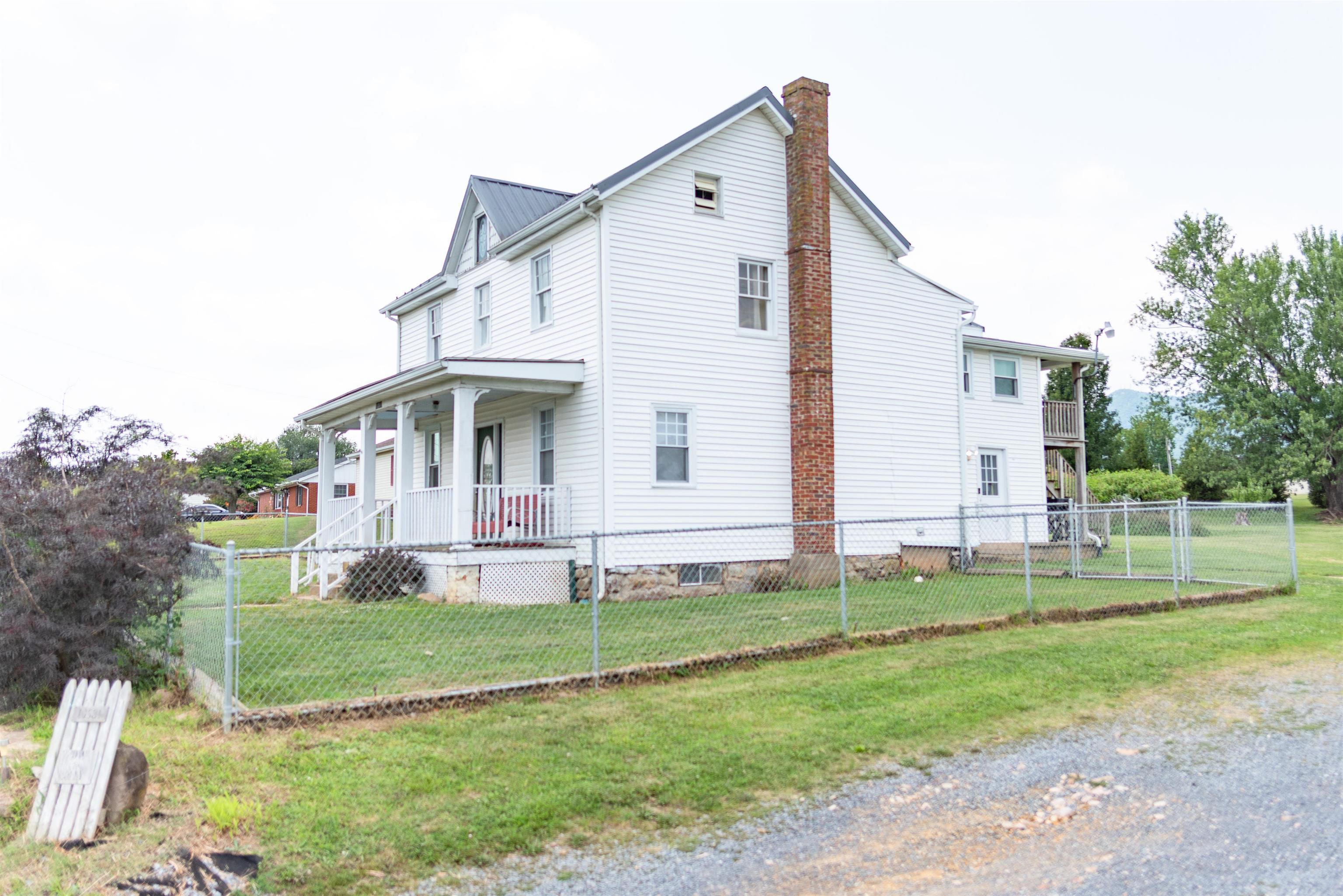 10581 MCGAHEYSVILLE RD, MCGAHEYSVILLE, Virginia 22840, 3 Bedrooms Bedrooms, ,2 BathroomsBathrooms,Residential,10581 MCGAHEYSVILLE RD,680146 MLS # 680146 10581 MCGAHEYSVILLE RD, MCGAHEYSVILLE, Virginia 22840, 3 Bedrooms Bedrooms, ,2 BathroomsBathrooms,Residential,10581 MCGAHEYSVILLE RD,680146 MLS # 680146