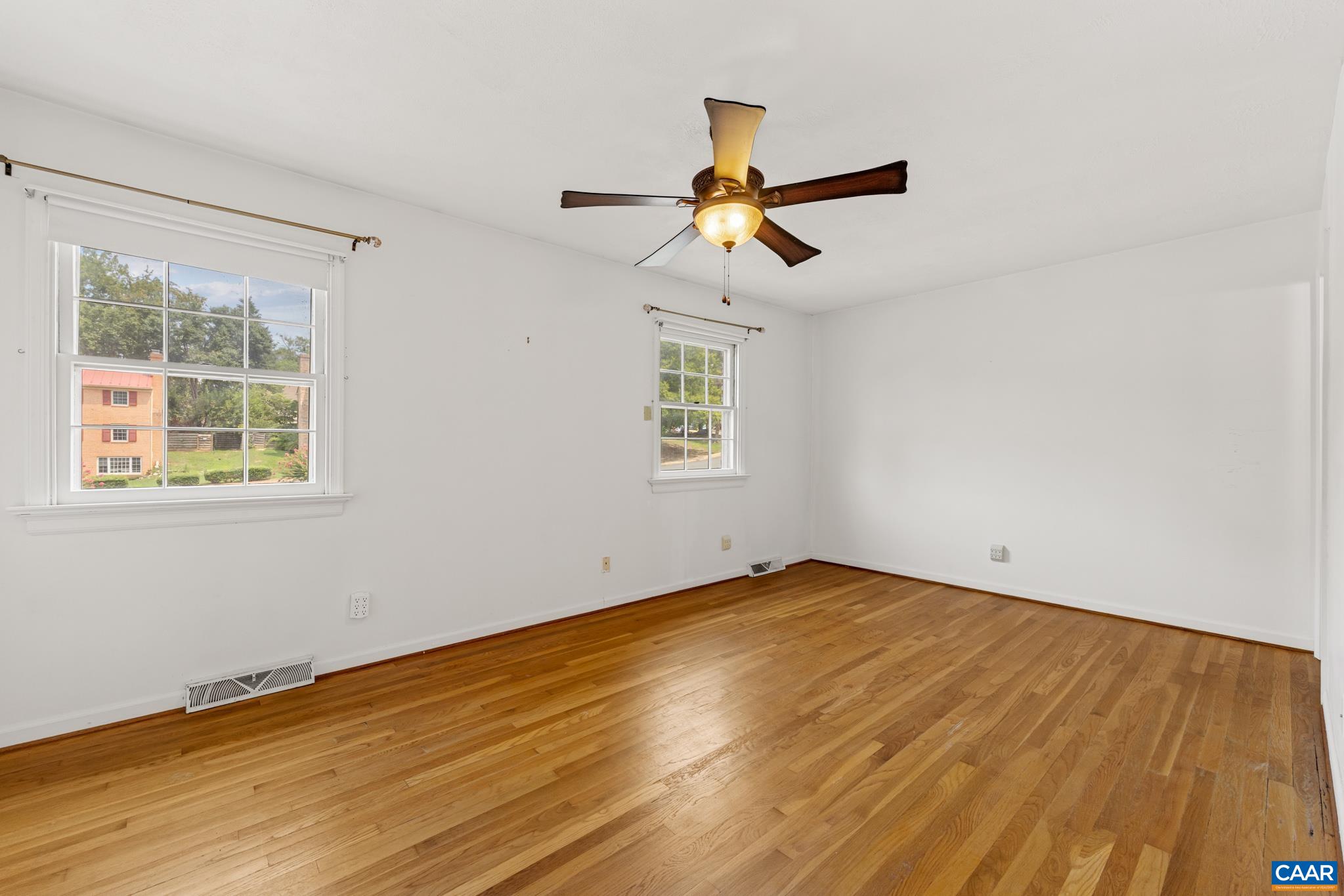 135 GEORGETOWN GREEN, CHARLOTTESVILLE, Virginia 22901, 3 Bedrooms Bedrooms, ,2 BathroomsBathrooms,Residential,135 GEORGETOWN GREEN,680152 MLS # 680152 135 GEORGETOWN GREEN, CHARLOTTESVILLE, Virginia 22901, 3 Bedrooms Bedrooms, ,2 BathroomsBathrooms,Residential,135 GEORGETOWN GREEN,680152 MLS # 680152