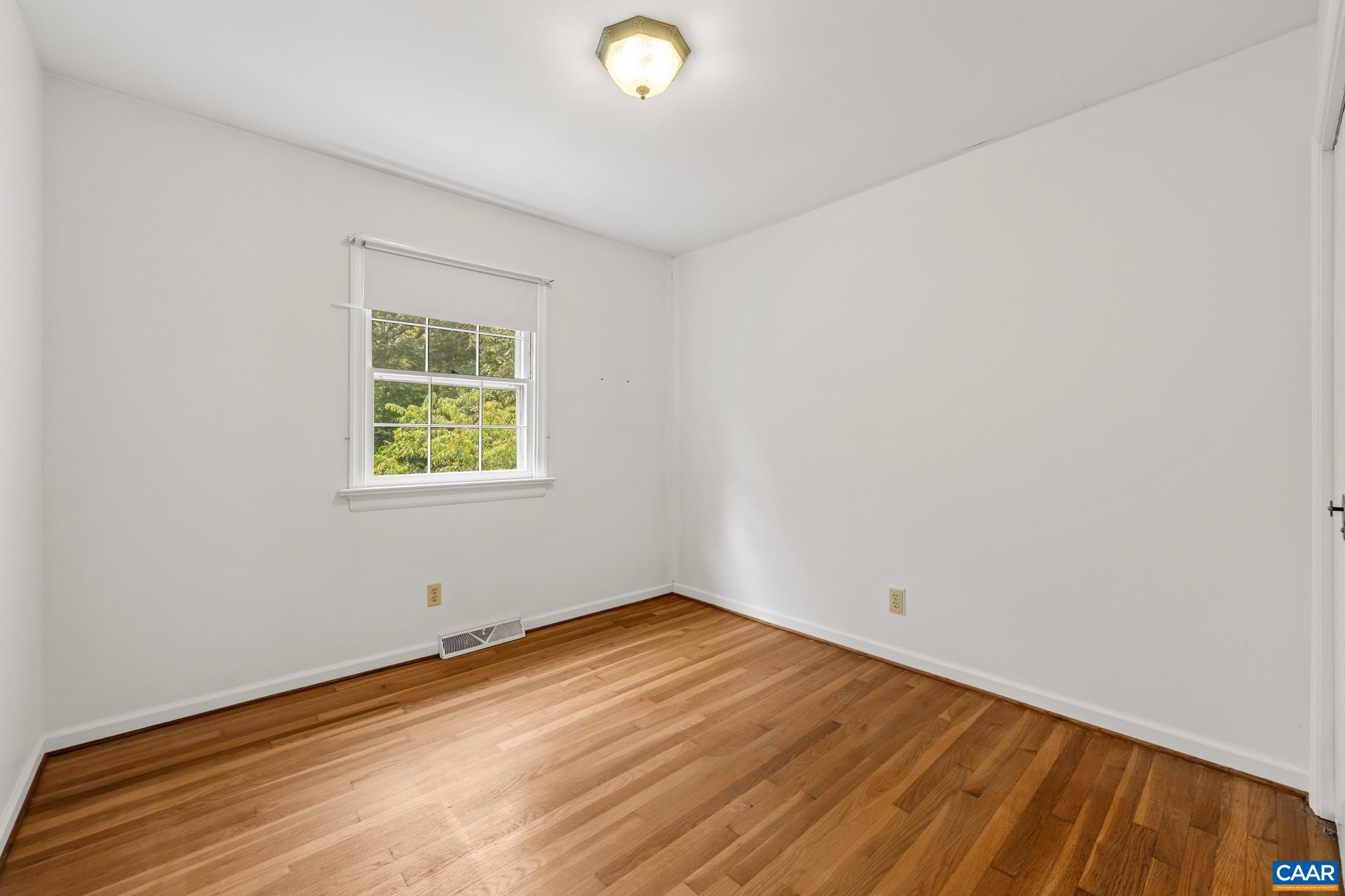 135 GEORGETOWN GREEN, CHARLOTTESVILLE, Virginia 22901, 3 Bedrooms Bedrooms, ,2 BathroomsBathrooms,Residential,135 GEORGETOWN GREEN,680152 MLS # 680152 135 GEORGETOWN GREEN, CHARLOTTESVILLE, Virginia 22901, 3 Bedrooms Bedrooms, ,2 BathroomsBathrooms,Residential,135 GEORGETOWN GREEN,680152 MLS # 680152