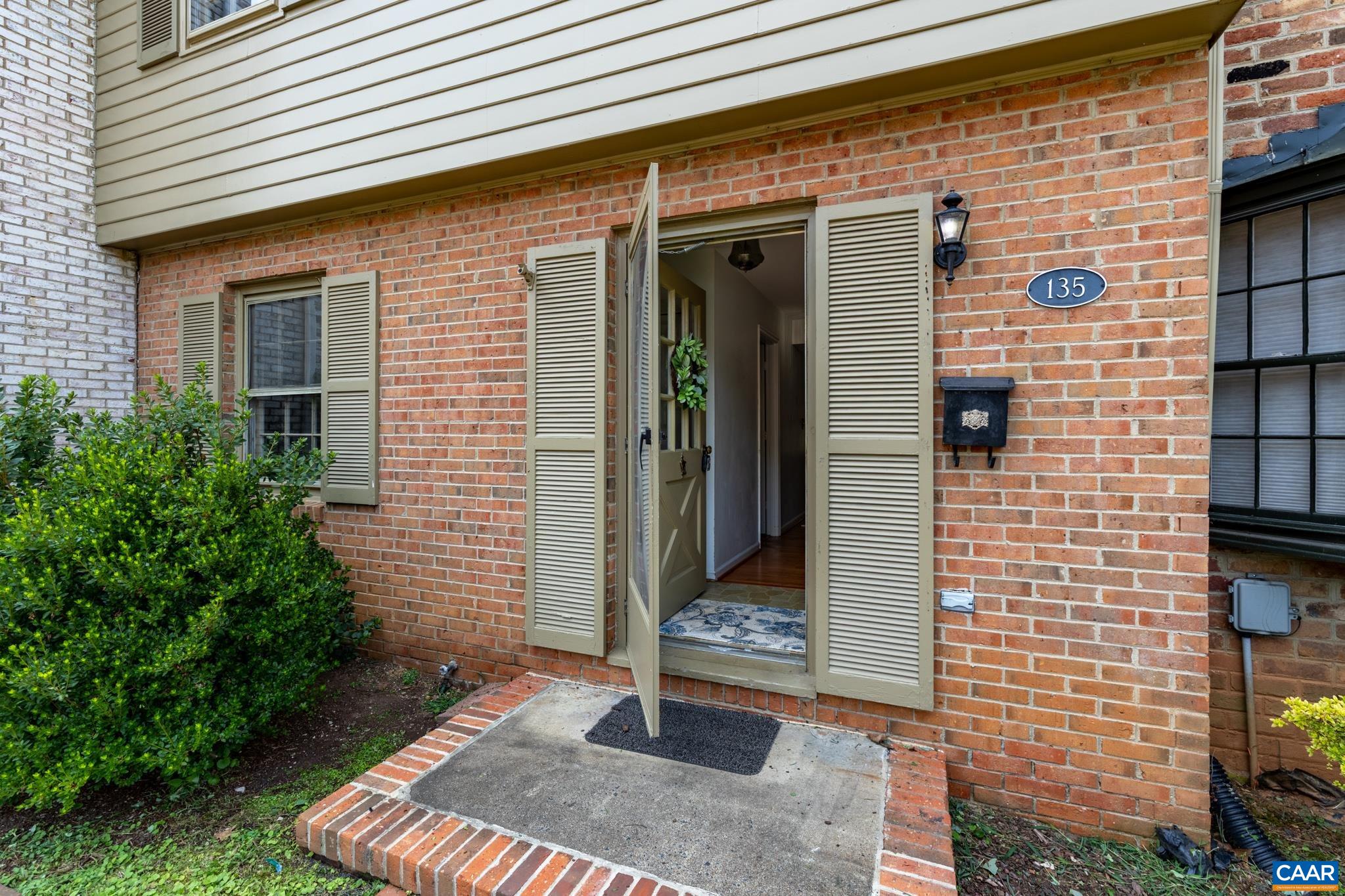 135 GEORGETOWN GREEN, CHARLOTTESVILLE, Virginia 22901, 3 Bedrooms Bedrooms, ,2 BathroomsBathrooms,Residential,135 GEORGETOWN GREEN,680152 MLS # 680152 135 GEORGETOWN GREEN, CHARLOTTESVILLE, Virginia 22901, 3 Bedrooms Bedrooms, ,2 BathroomsBathrooms,Residential,135 GEORGETOWN GREEN,680152 MLS # 680152