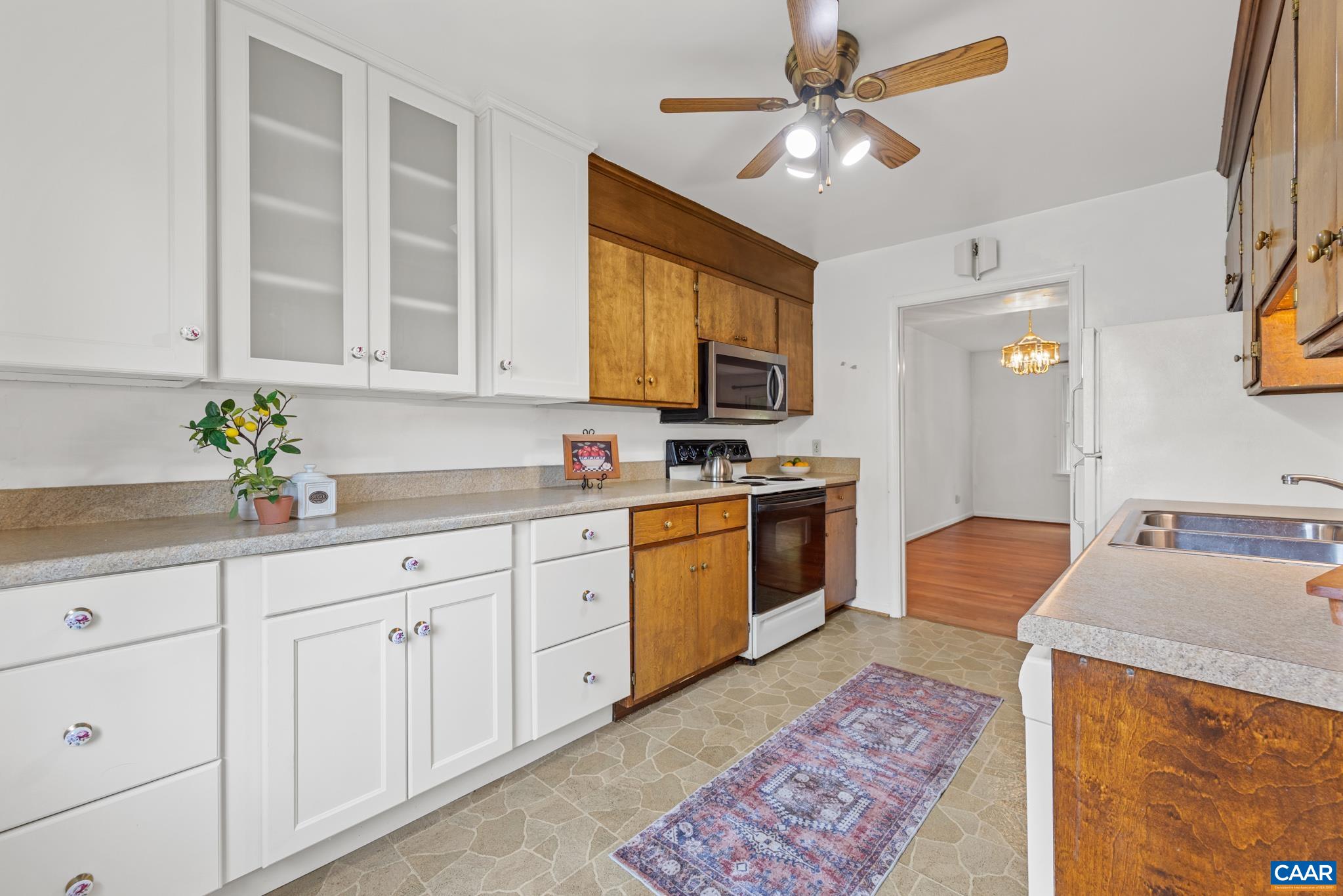 135 GEORGETOWN GREEN, CHARLOTTESVILLE, Virginia 22901, 3 Bedrooms Bedrooms, ,2 BathroomsBathrooms,Residential,135 GEORGETOWN GREEN,680152 MLS # 680152 135 GEORGETOWN GREEN, CHARLOTTESVILLE, Virginia 22901, 3 Bedrooms Bedrooms, ,2 BathroomsBathrooms,Residential,135 GEORGETOWN GREEN,680152 MLS # 680152