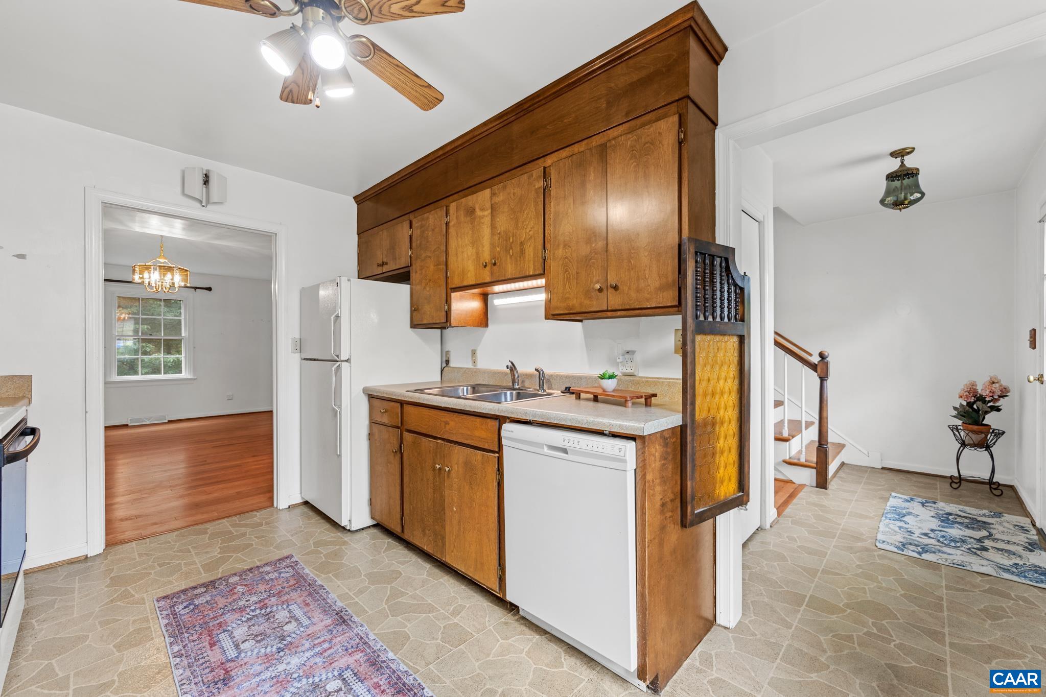 135 GEORGETOWN GREEN, CHARLOTTESVILLE, Virginia 22901, 3 Bedrooms Bedrooms, ,2 BathroomsBathrooms,Residential,135 GEORGETOWN GREEN,680152 MLS # 680152 135 GEORGETOWN GREEN, CHARLOTTESVILLE, Virginia 22901, 3 Bedrooms Bedrooms, ,2 BathroomsBathrooms,Residential,135 GEORGETOWN GREEN,680152 MLS # 680152