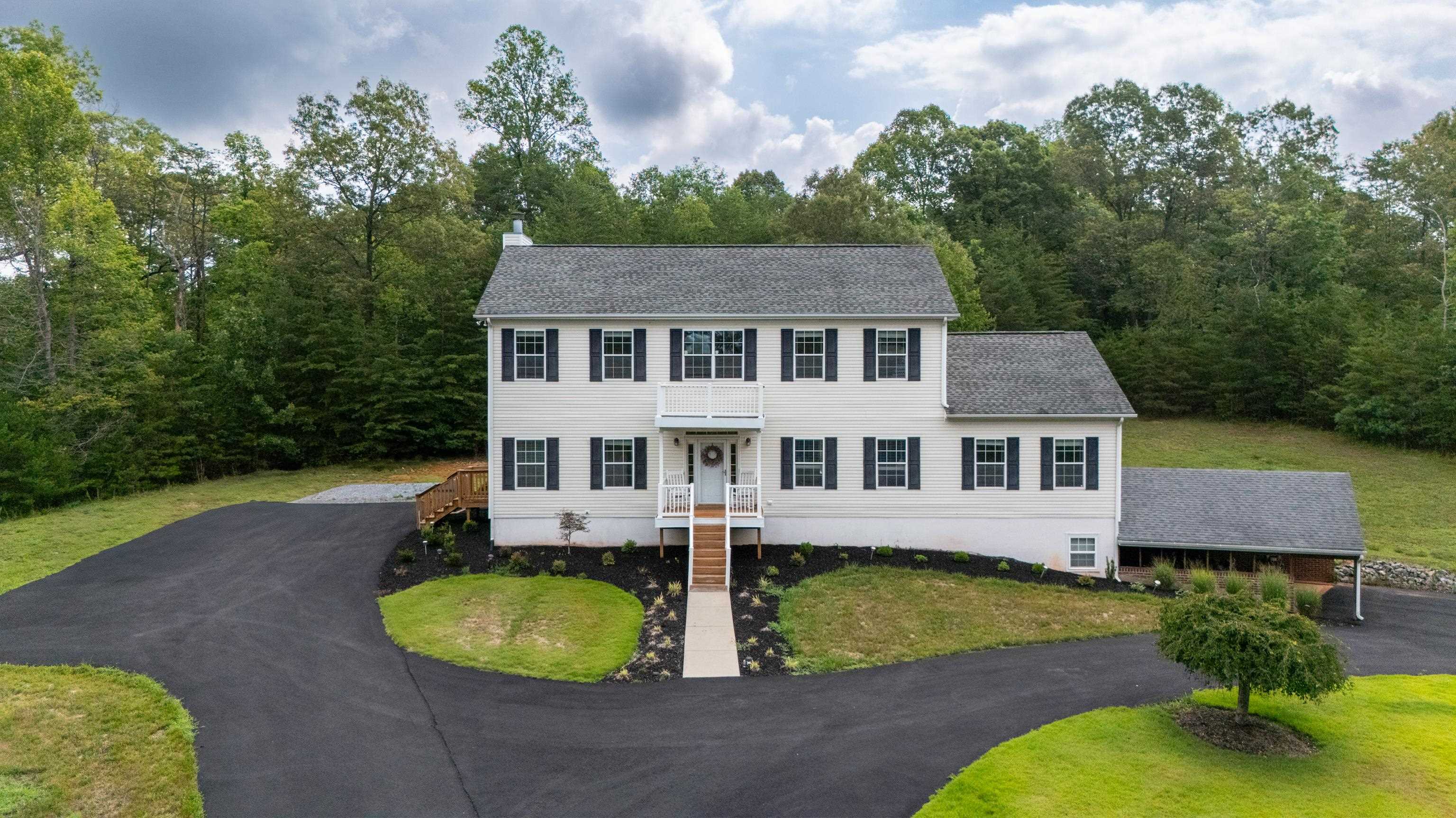 17 PINE RIDGE RD, FABER, Virginia 22938, 4 Bedrooms Bedrooms, ,3 BathroomsBathrooms,Residential,17 PINE RIDGE RD,680156 MLS # 680156 17 PINE RIDGE RD, FABER, Virginia 22938, 4 Bedrooms Bedrooms, ,3 BathroomsBathrooms,Residential,17 PINE RIDGE RD,680156 MLS # 680156