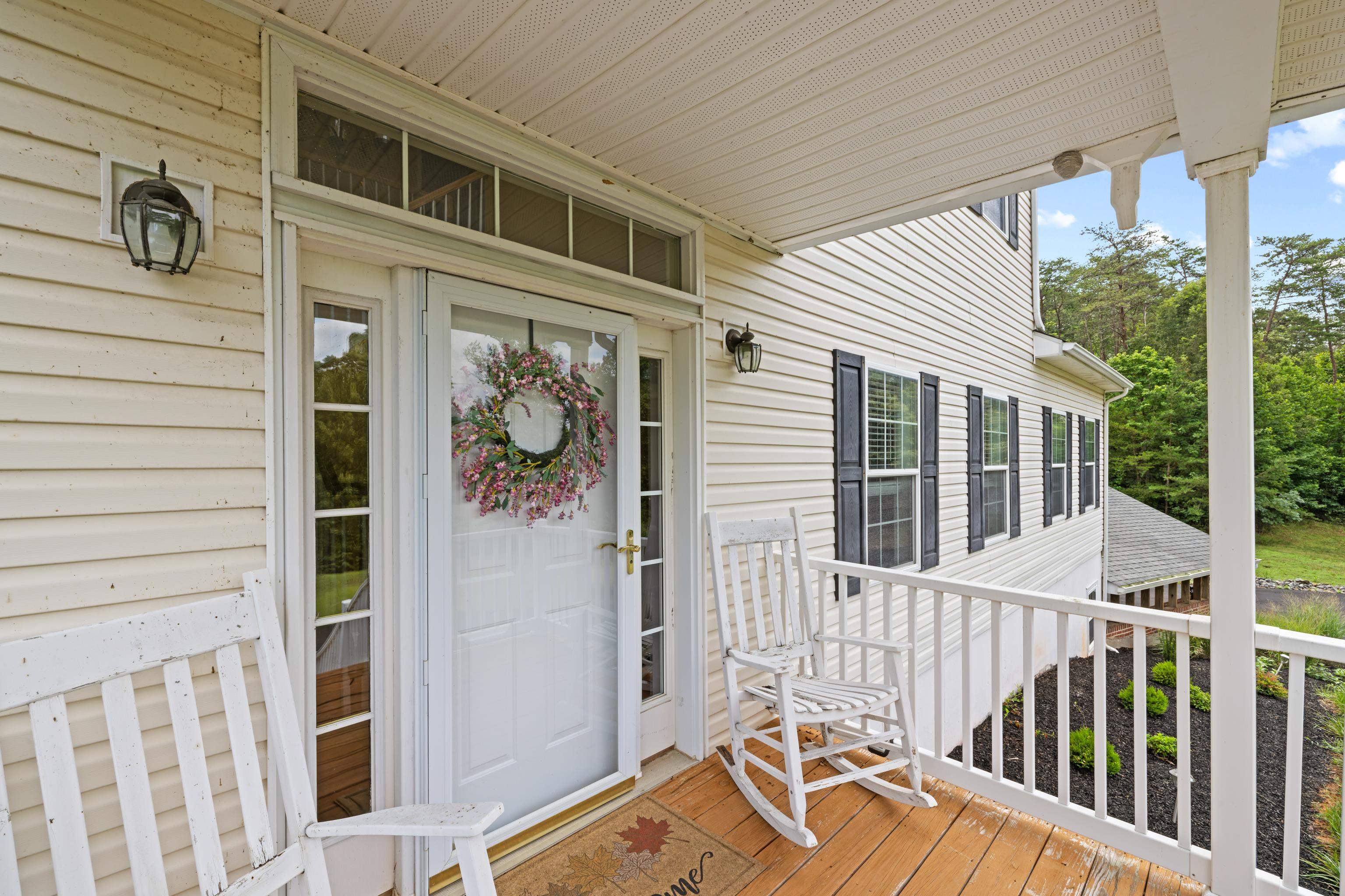 17 PINE RIDGE RD, FABER, Virginia 22938, 4 Bedrooms Bedrooms, ,3 BathroomsBathrooms,Residential,17 PINE RIDGE RD,680156 MLS # 680156 17 PINE RIDGE RD, FABER, Virginia 22938, 4 Bedrooms Bedrooms, ,3 BathroomsBathrooms,Residential,17 PINE RIDGE RD,680156 MLS # 680156