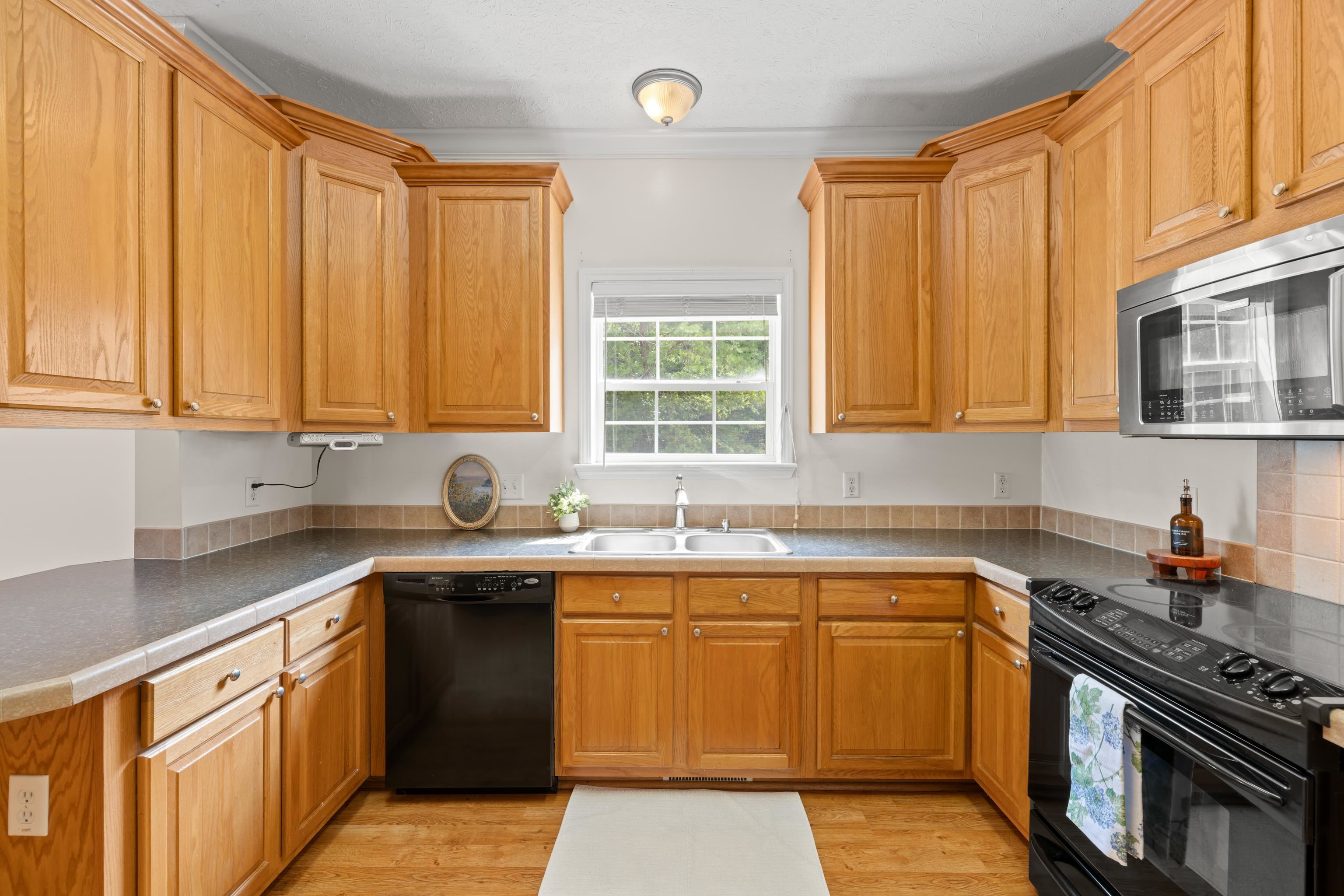 17 PINE RIDGE RD, FABER, Virginia 22938, 4 Bedrooms Bedrooms, ,3 BathroomsBathrooms,Residential,17 PINE RIDGE RD,680156 MLS # 680156 17 PINE RIDGE RD, FABER, Virginia 22938, 4 Bedrooms Bedrooms, ,3 BathroomsBathrooms,Residential,17 PINE RIDGE RD,680156 MLS # 680156