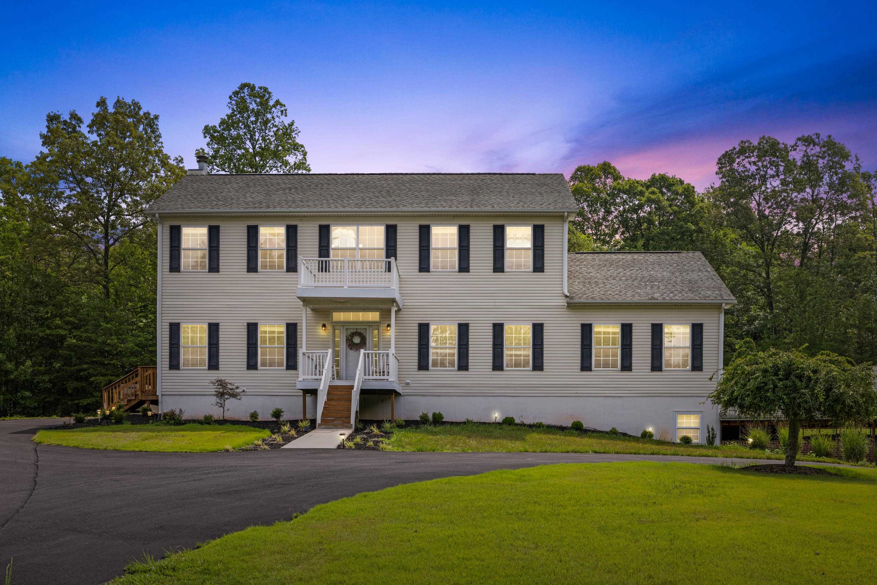 17 PINE RIDGE RD, FABER, Virginia 22938, 4 Bedrooms Bedrooms, ,3 BathroomsBathrooms,Residential,17 PINE RIDGE RD,680156 MLS # 680156 17 PINE RIDGE RD, FABER, Virginia 22938, 4 Bedrooms Bedrooms, ,3 BathroomsBathrooms,Residential,17 PINE RIDGE RD,680156 MLS # 680156