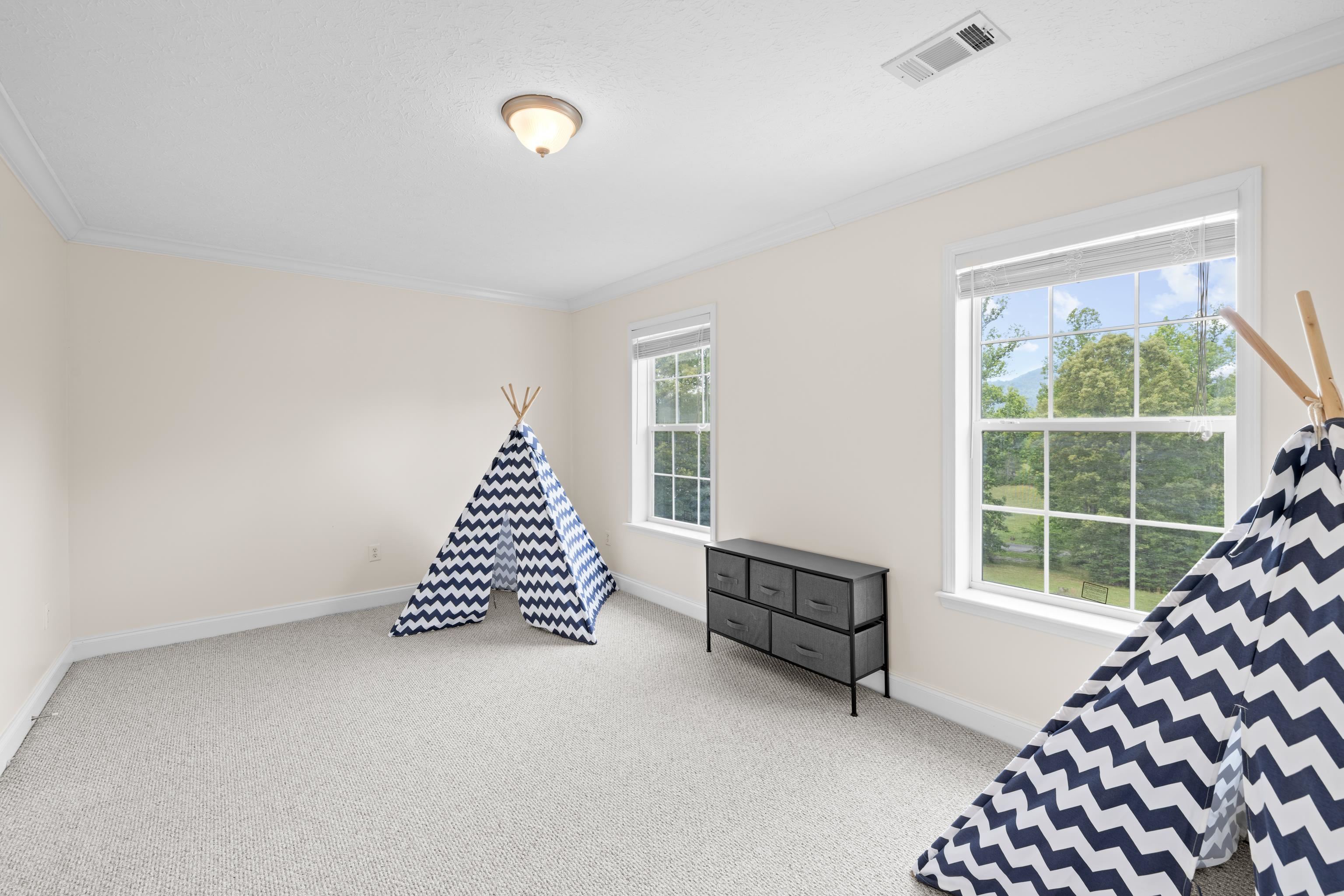 17 PINE RIDGE RD, FABER, Virginia 22938, 4 Bedrooms Bedrooms, ,3 BathroomsBathrooms,Residential,17 PINE RIDGE RD,680156 MLS # 680156 17 PINE RIDGE RD, FABER, Virginia 22938, 4 Bedrooms Bedrooms, ,3 BathroomsBathrooms,Residential,17 PINE RIDGE RD,680156 MLS # 680156
