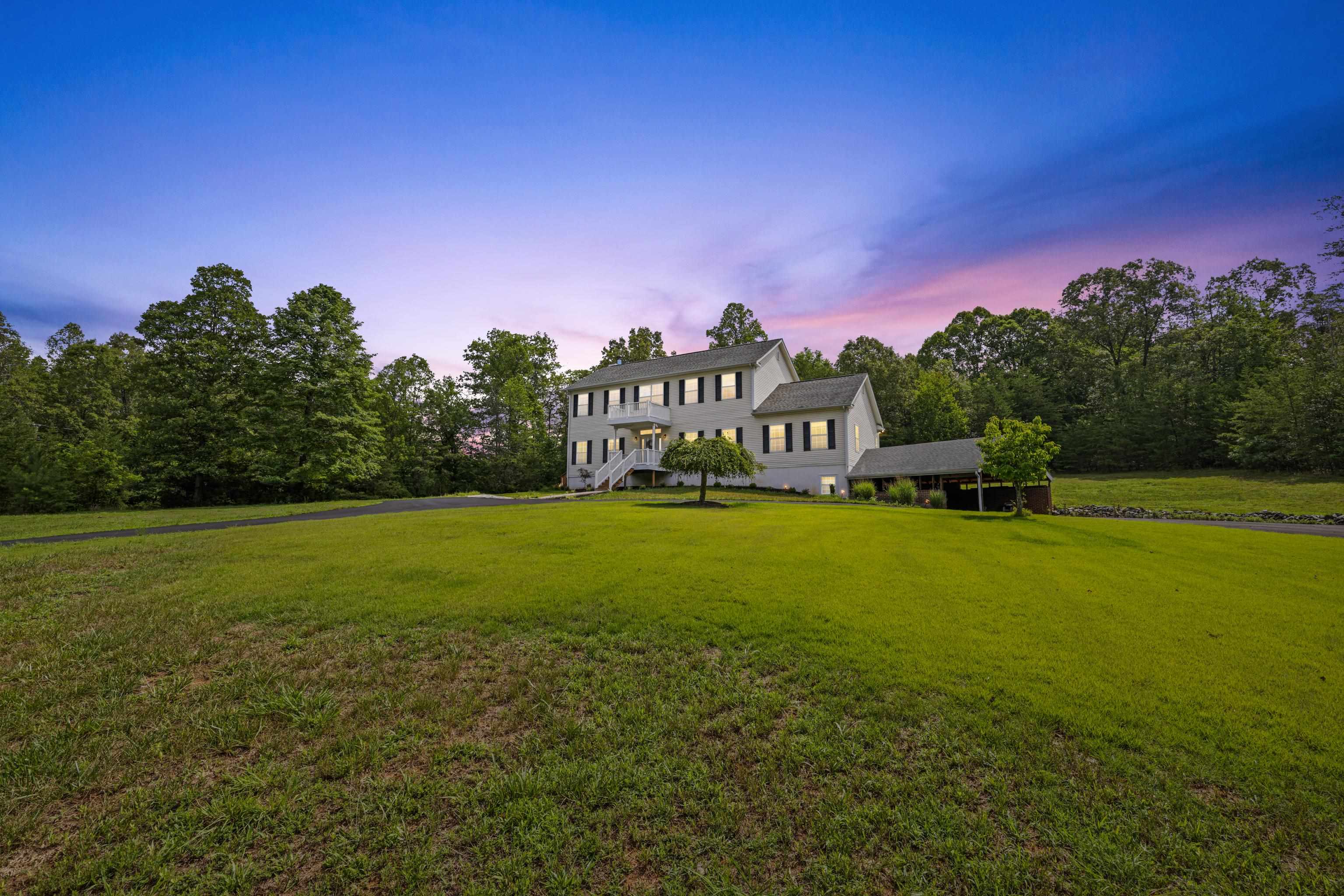 17 PINE RIDGE RD, FABER, Virginia 22938, 4 Bedrooms Bedrooms, ,3 BathroomsBathrooms,Residential,17 PINE RIDGE RD,680156 MLS # 680156 17 PINE RIDGE RD, FABER, Virginia 22938, 4 Bedrooms Bedrooms, ,3 BathroomsBathrooms,Residential,17 PINE RIDGE RD,680156 MLS # 680156