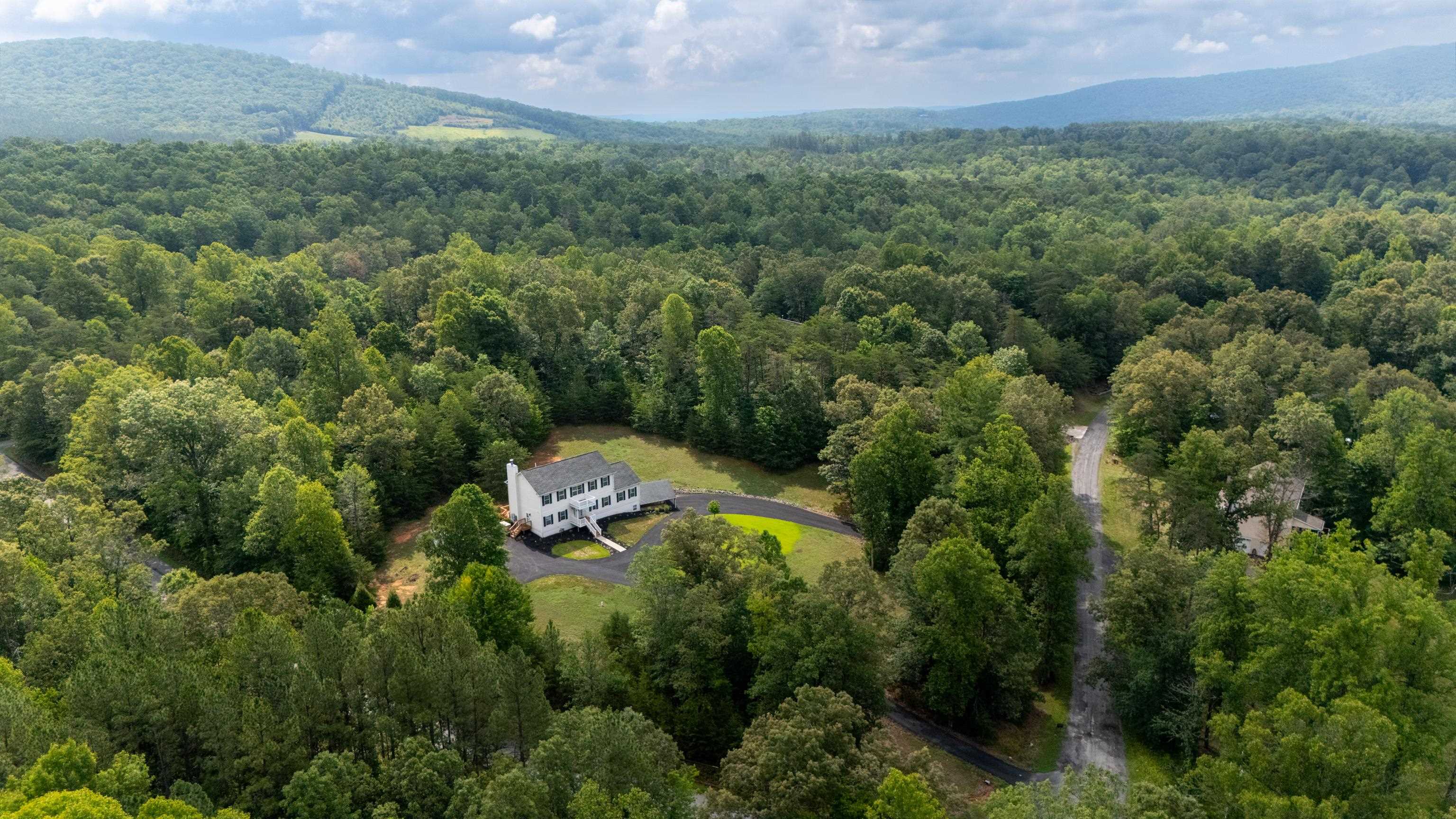 17 PINE RIDGE RD, FABER, Virginia 22938, 4 Bedrooms Bedrooms, ,3 BathroomsBathrooms,Residential,17 PINE RIDGE RD,680156 MLS # 680156 17 PINE RIDGE RD, FABER, Virginia 22938, 4 Bedrooms Bedrooms, ,3 BathroomsBathrooms,Residential,17 PINE RIDGE RD,680156 MLS # 680156