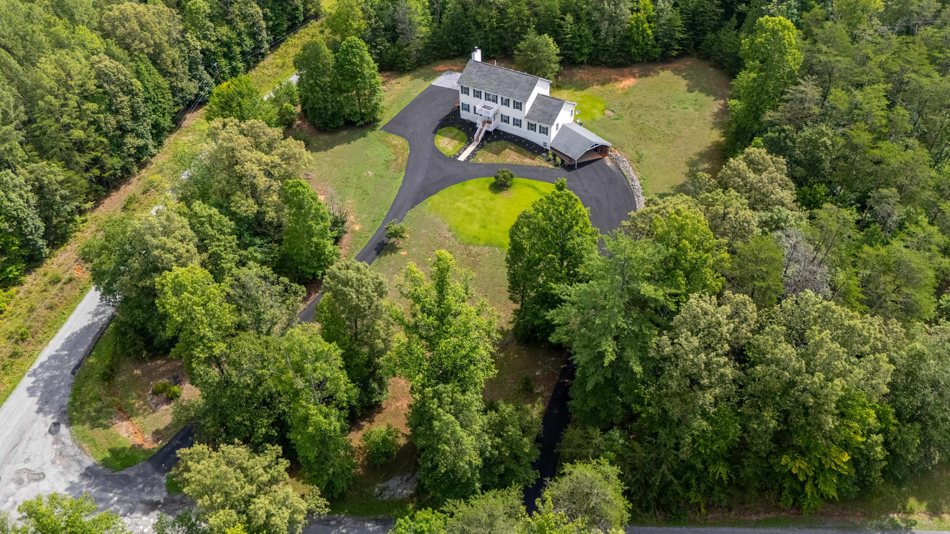 17 PINE RIDGE RD, FABER, Virginia 22938, 4 Bedrooms Bedrooms, ,3 BathroomsBathrooms,Residential,17 PINE RIDGE RD,680156 MLS # 680156 17 PINE RIDGE RD, FABER, Virginia 22938, 4 Bedrooms Bedrooms, ,3 BathroomsBathrooms,Residential,17 PINE RIDGE RD,680156 MLS # 680156