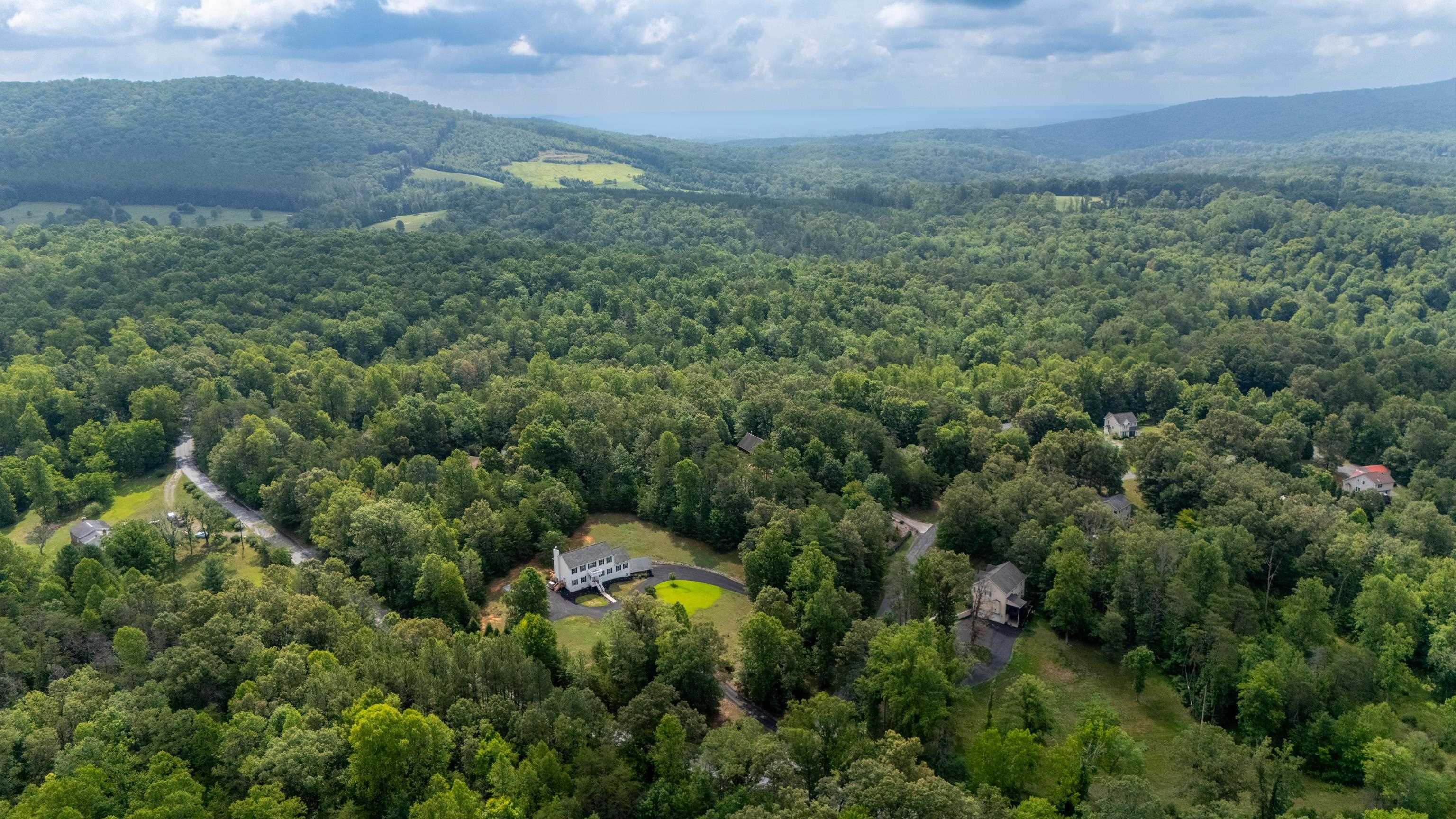 17 PINE RIDGE RD, FABER, Virginia 22938, 4 Bedrooms Bedrooms, ,3 BathroomsBathrooms,Residential,17 PINE RIDGE RD,680156 MLS # 680156 17 PINE RIDGE RD, FABER, Virginia 22938, 4 Bedrooms Bedrooms, ,3 BathroomsBathrooms,Residential,17 PINE RIDGE RD,680156 MLS # 680156