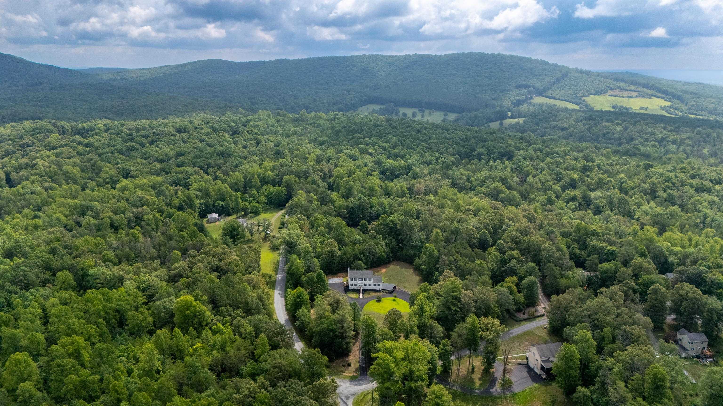 17 PINE RIDGE RD, FABER, Virginia 22938, 4 Bedrooms Bedrooms, ,3 BathroomsBathrooms,Residential,17 PINE RIDGE RD,680156 MLS # 680156 17 PINE RIDGE RD, FABER, Virginia 22938, 4 Bedrooms Bedrooms, ,3 BathroomsBathrooms,Residential,17 PINE RIDGE RD,680156 MLS # 680156