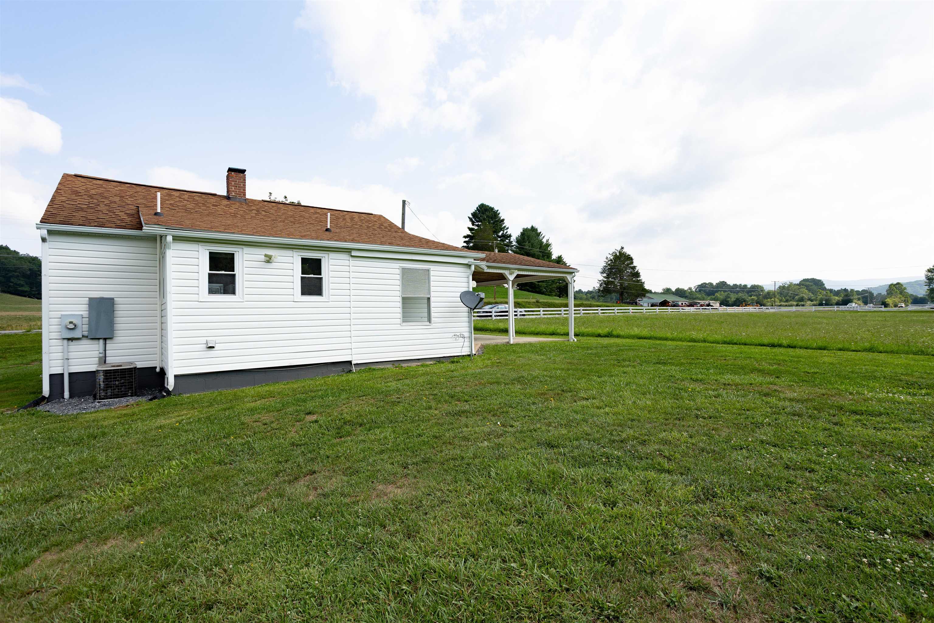3334 LITTLE CALF PASTURE HWY, CRAIGSVILLE, Virginia 24430, 2 Bedrooms Bedrooms, ,1 BathroomBathrooms,Residential,3334 LITTLE CALF PASTURE HWY,680157 MLS # 680157 3334 LITTLE CALF PASTURE HWY, CRAIGSVILLE, Virginia 24430, 2 Bedrooms Bedrooms, ,1 BathroomBathrooms,Residential,3334 LITTLE CALF PASTURE HWY,680157 MLS # 680157