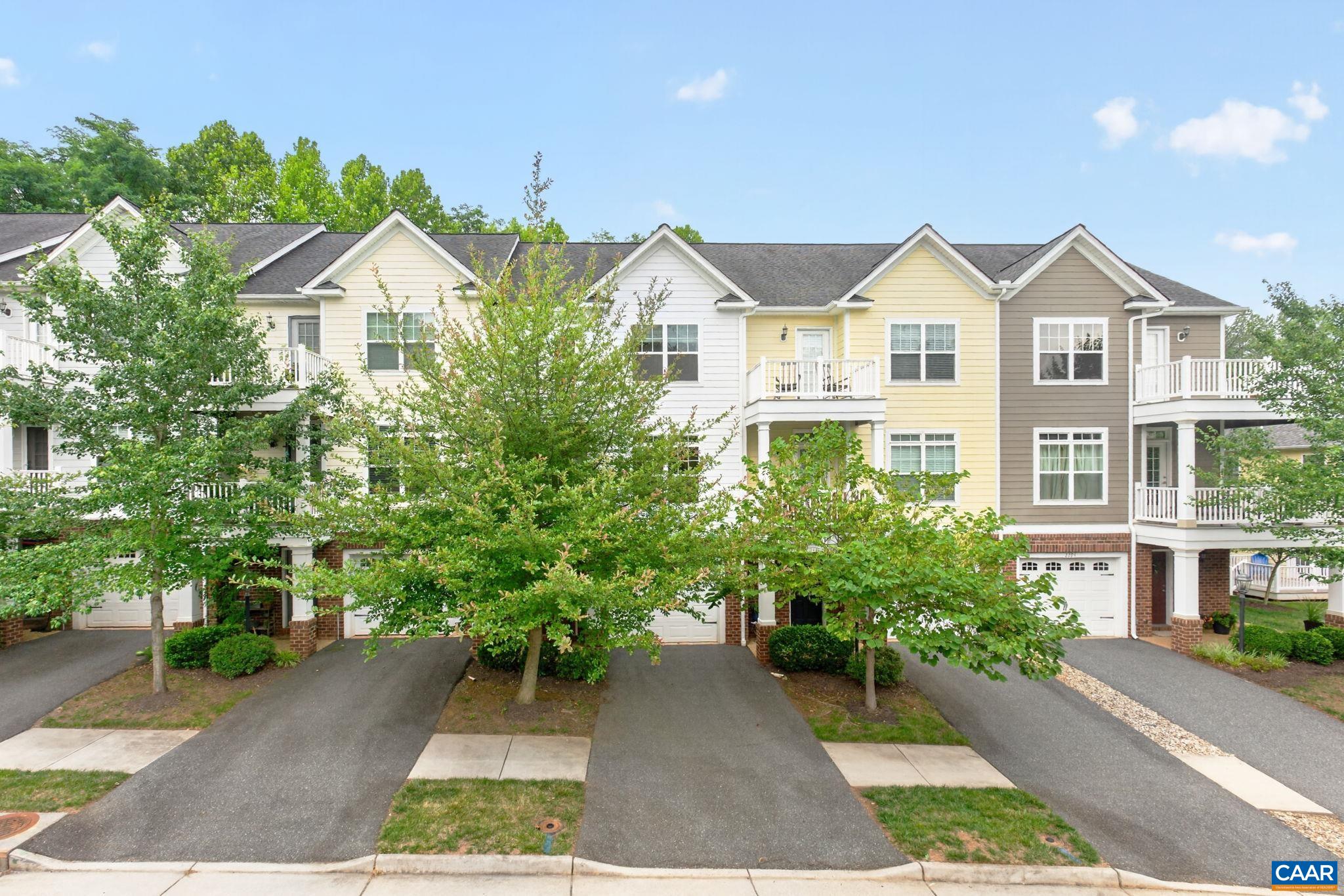 2298 WHITTINGTON DR, CHARLOTTESVILLE, Virginia 22911, 3 Bedrooms Bedrooms, ,2 BathroomsBathrooms,Residential,2298 WHITTINGTON DR,680158 MLS # 680158 2298 WHITTINGTON DR, CHARLOTTESVILLE, Virginia 22911, 3 Bedrooms Bedrooms, ,2 BathroomsBathrooms,Residential,2298 WHITTINGTON DR,680158 MLS # 680158