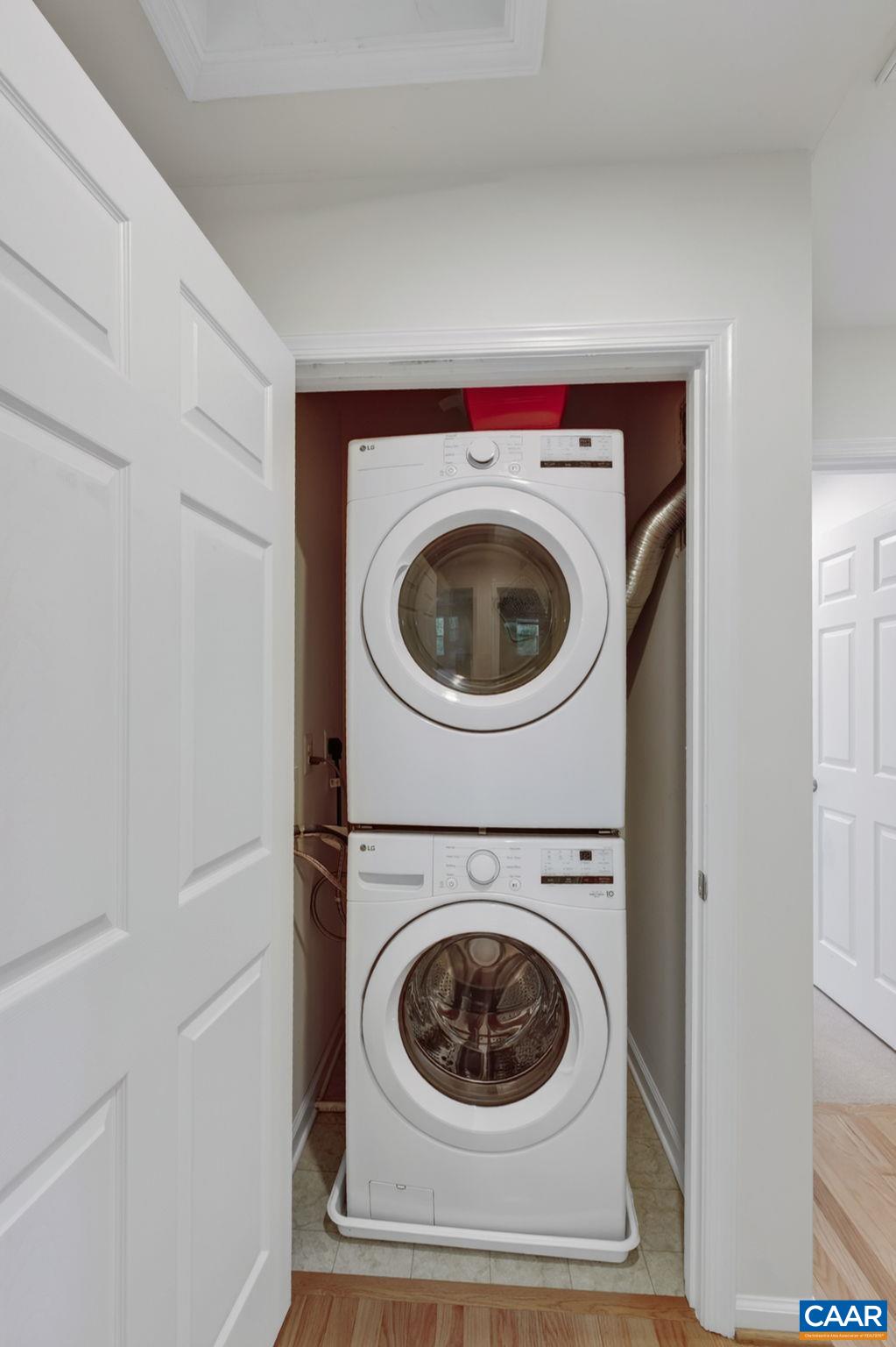 2298 WHITTINGTON DR, CHARLOTTESVILLE, Virginia 22911, 3 Bedrooms Bedrooms, ,2 BathroomsBathrooms,Residential,2298 WHITTINGTON DR,680158 MLS # 680158 2298 WHITTINGTON DR, CHARLOTTESVILLE, Virginia 22911, 3 Bedrooms Bedrooms, ,2 BathroomsBathrooms,Residential,2298 WHITTINGTON DR,680158 MLS # 680158