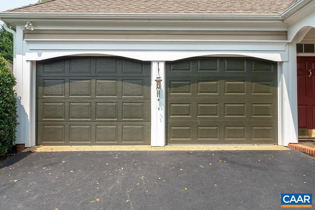 1307 COURTYARD DR, CHARLOTTESVILLE, Virginia 22903, 3 Bedrooms Bedrooms, ,2 BathroomsBathrooms,Residential,1307 COURTYARD DR,680159 MLS # 680159