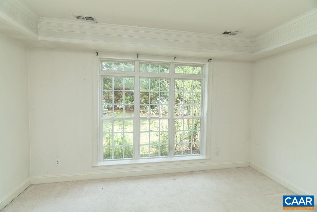 1307 COURTYARD DR, CHARLOTTESVILLE, Virginia 22903, 3 Bedrooms Bedrooms, ,2 BathroomsBathrooms,Residential,1307 COURTYARD DR,680159 MLS # 680159