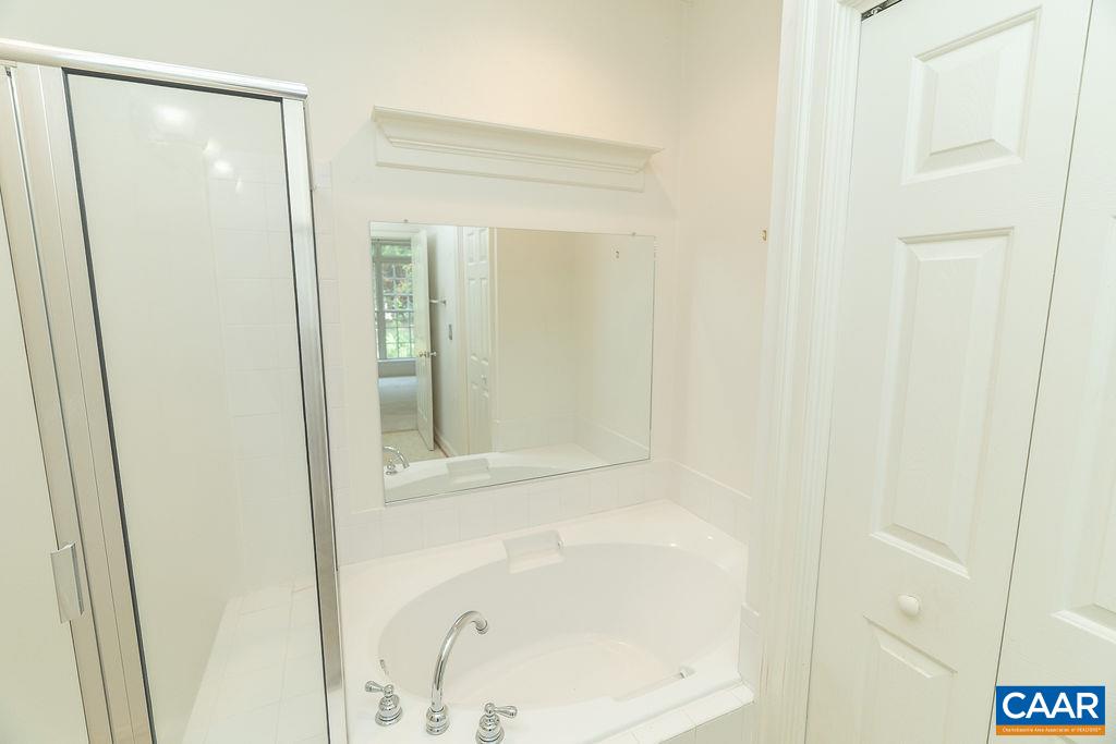 1307 COURTYARD DR, CHARLOTTESVILLE, Virginia 22903, 3 Bedrooms Bedrooms, ,2 BathroomsBathrooms,Residential,1307 COURTYARD DR,680159 MLS # 680159