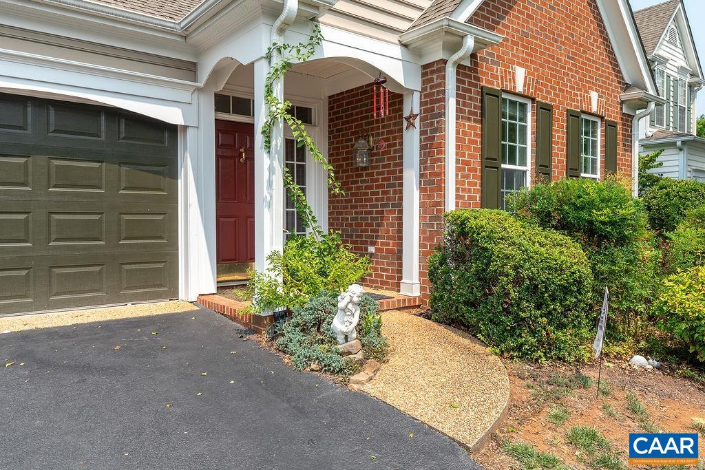 1307 COURTYARD DR, CHARLOTTESVILLE, Virginia 22903, 3 Bedrooms Bedrooms, ,2 BathroomsBathrooms,Residential,1307 COURTYARD DR,680159 MLS # 680159