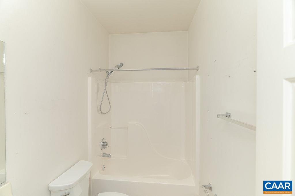 1307 COURTYARD DR, CHARLOTTESVILLE, Virginia 22903, 3 Bedrooms Bedrooms, ,2 BathroomsBathrooms,Residential,1307 COURTYARD DR,680159 MLS # 680159