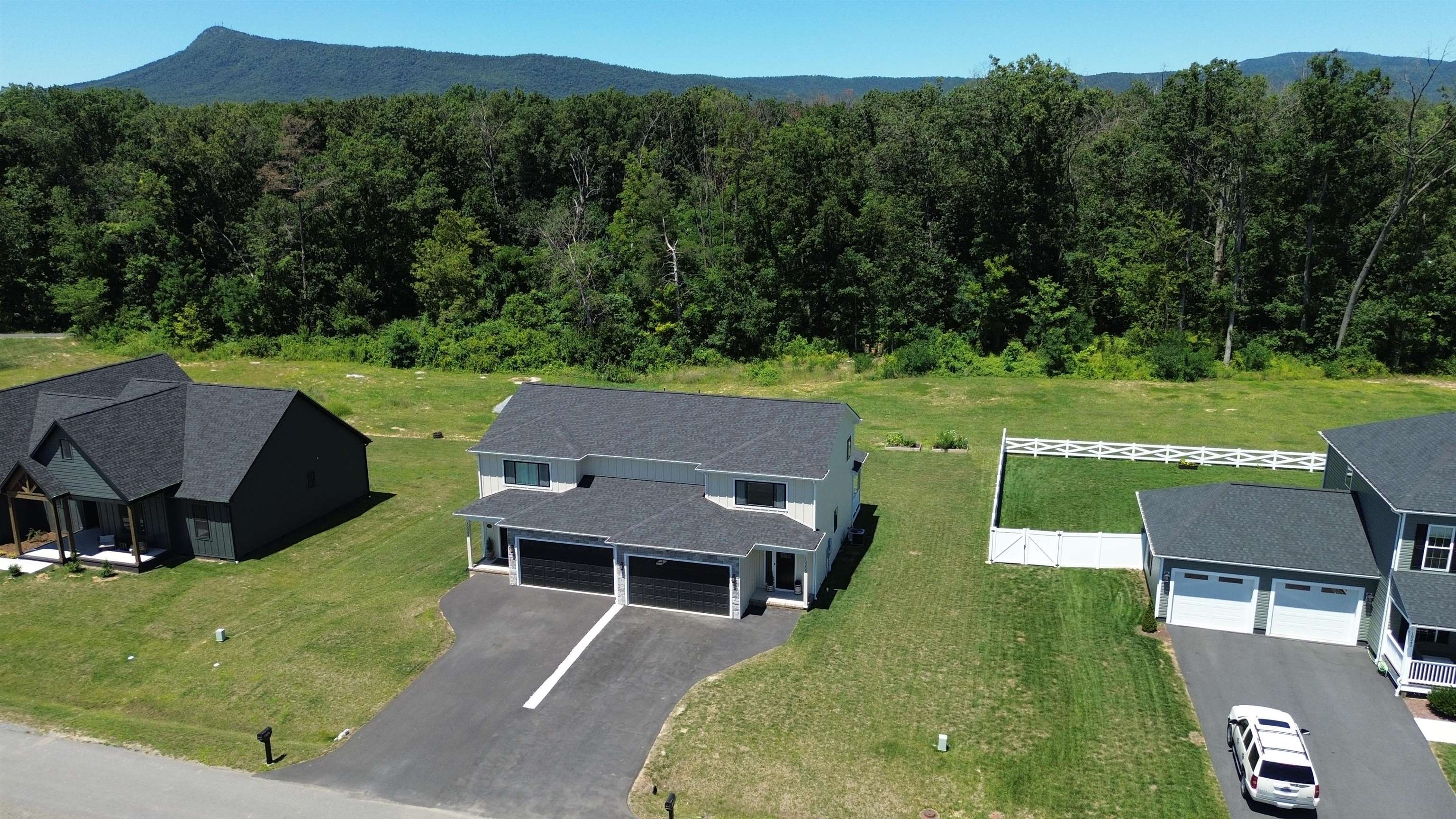 10235 DALMATIAN DR, MCGAHEYSVILLE, Virginia 22840, 3 Bedrooms Bedrooms, ,2 BathroomsBathrooms,Residential,10235 DALMATIAN DR,680168 MLS # 680168 10235 DALMATIAN DR, MCGAHEYSVILLE, Virginia 22840, 3 Bedrooms Bedrooms, ,2 BathroomsBathrooms,Residential,10235 DALMATIAN DR,680168 MLS # 680168