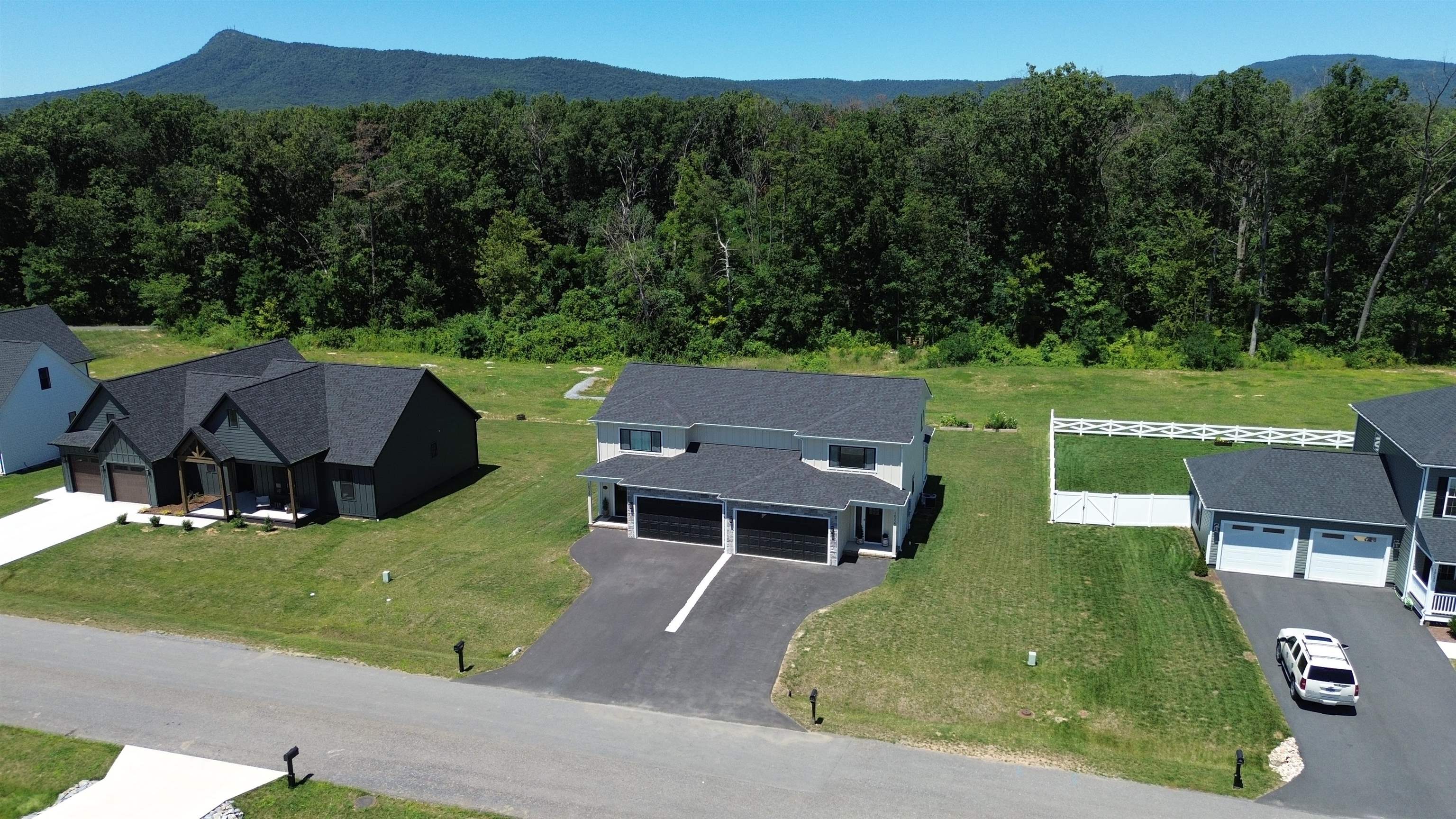 10235 DALMATIAN DR, MCGAHEYSVILLE, Virginia 22840, 3 Bedrooms Bedrooms, ,2 BathroomsBathrooms,Residential,10235 DALMATIAN DR,680168 MLS # 680168 10235 DALMATIAN DR, MCGAHEYSVILLE, Virginia 22840, 3 Bedrooms Bedrooms, ,2 BathroomsBathrooms,Residential,10235 DALMATIAN DR,680168 MLS # 680168