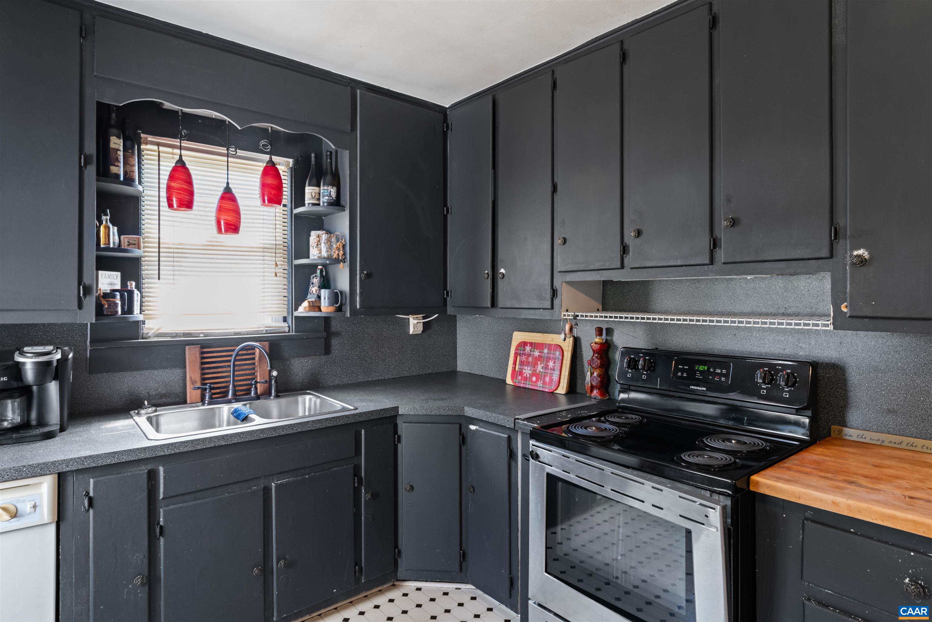 3396 STUARTS DRAFT HWY, WAYNESBORO, Virginia 22980, 4 Bedrooms Bedrooms, ,1 BathroomBathrooms,Residential,3396 STUARTS DRAFT HWY,680169 MLS # 680169