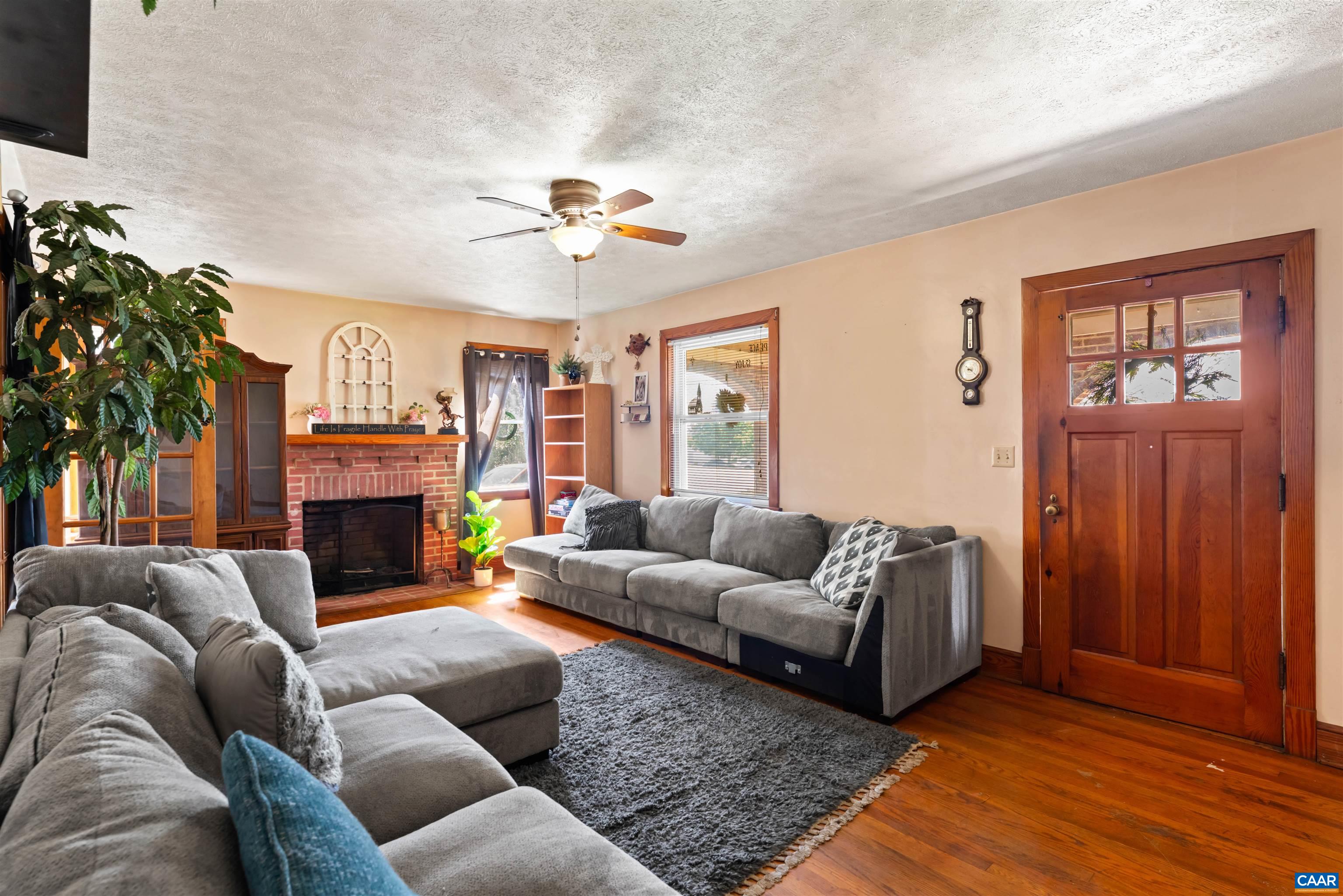 3396 STUARTS DRAFT HWY, WAYNESBORO, Virginia 22980, 4 Bedrooms Bedrooms, ,1 BathroomBathrooms,Residential,3396 STUARTS DRAFT HWY,680169 MLS # 680169
