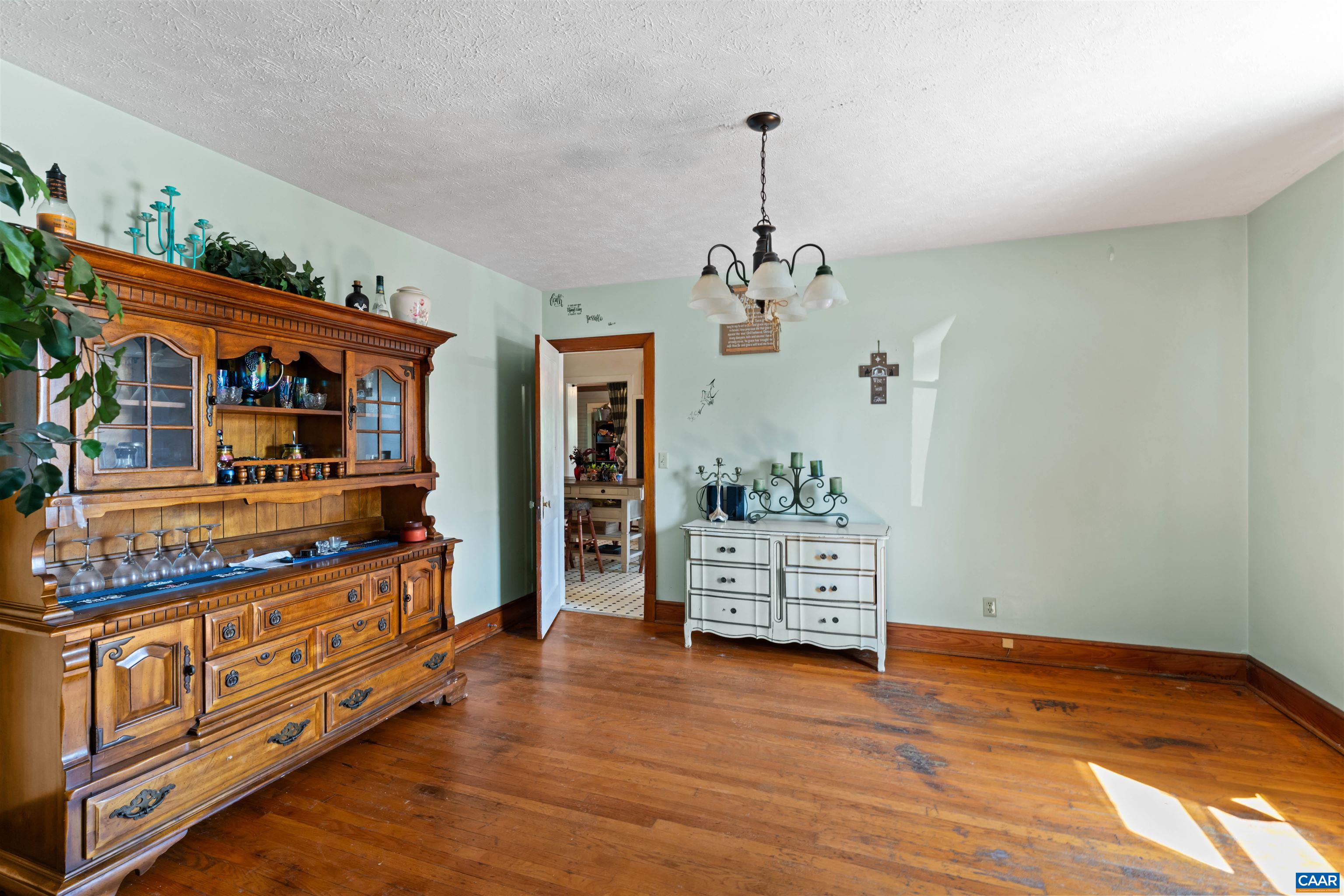 3396 STUARTS DRAFT HWY, WAYNESBORO, Virginia 22980, 4 Bedrooms Bedrooms, ,1 BathroomBathrooms,Residential,3396 STUARTS DRAFT HWY,680169 MLS # 680169