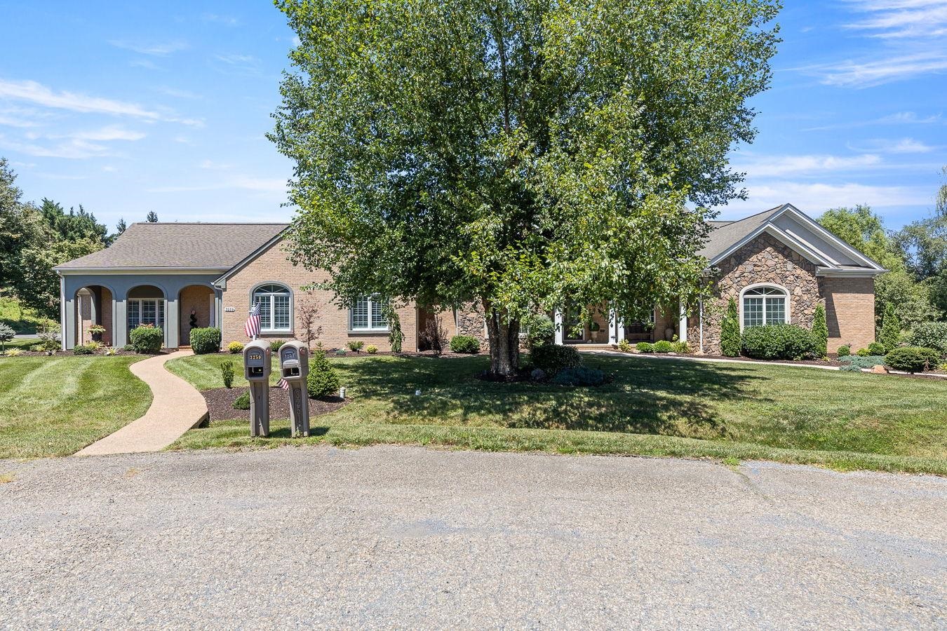 3259 MESINETTO CREEK DR, ROCKINGHAM, Virginia 22801, 3 Bedrooms Bedrooms, ,2 BathroomsBathrooms,Residential,3259 MESINETTO CREEK DR,680173 MLS # 680173 3259 MESINETTO CREEK DR, ROCKINGHAM, Virginia 22801, 3 Bedrooms Bedrooms, ,2 BathroomsBathrooms,Residential,3259 MESINETTO CREEK DR,680173 MLS # 680173