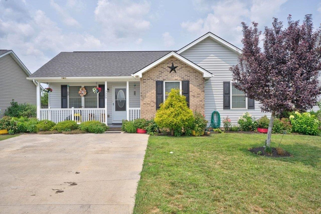 3509 MAJESTIC CIR, BROADWAY, Virginia 22815, 3 Bedrooms Bedrooms, ,2 BathroomsBathrooms,Residential,3509 MAJESTIC CIR,680176 MLS # 680176 3509 MAJESTIC CIR, BROADWAY, Virginia 22815, 3 Bedrooms Bedrooms, ,2 BathroomsBathrooms,Residential,3509 MAJESTIC CIR,680176 MLS # 680176
