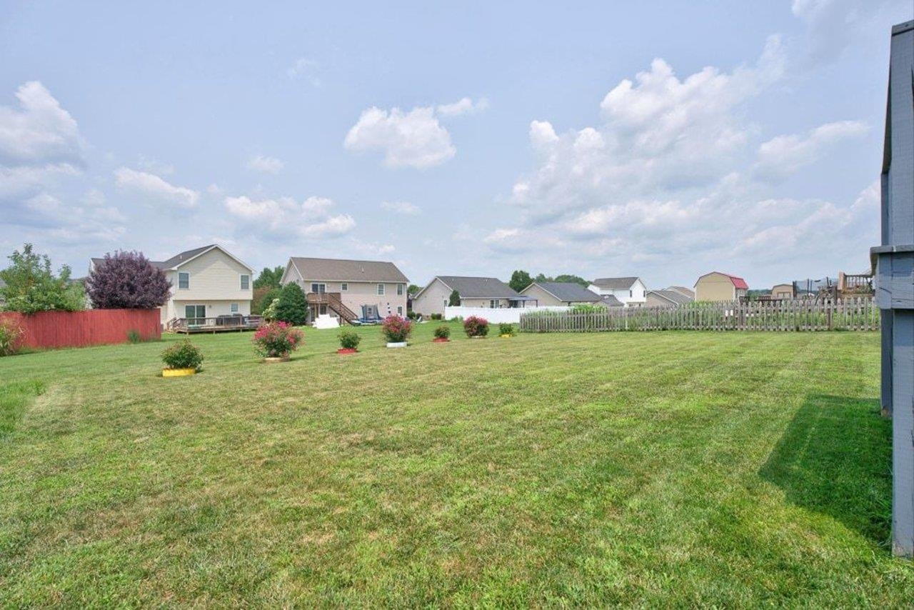 3509 MAJESTIC CIR, BROADWAY, Virginia 22815, 3 Bedrooms Bedrooms, ,2 BathroomsBathrooms,Residential,3509 MAJESTIC CIR,680176 MLS # 680176 3509 MAJESTIC CIR, BROADWAY, Virginia 22815, 3 Bedrooms Bedrooms, ,2 BathroomsBathrooms,Residential,3509 MAJESTIC CIR,680176 MLS # 680176