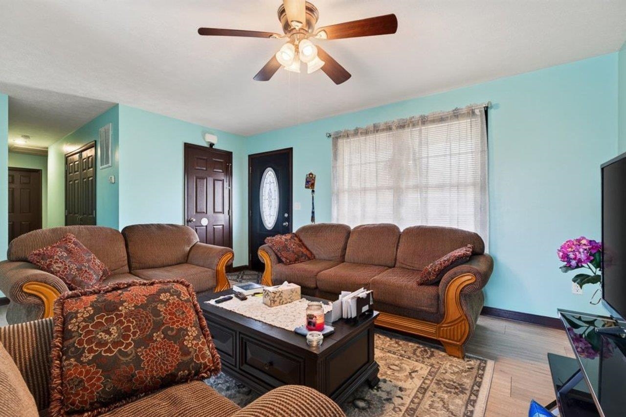 3509 MAJESTIC CIR, BROADWAY, Virginia 22815, 3 Bedrooms Bedrooms, ,2 BathroomsBathrooms,Residential,3509 MAJESTIC CIR,680176 MLS # 680176 3509 MAJESTIC CIR, BROADWAY, Virginia 22815, 3 Bedrooms Bedrooms, ,2 BathroomsBathrooms,Residential,3509 MAJESTIC CIR,680176 MLS # 680176