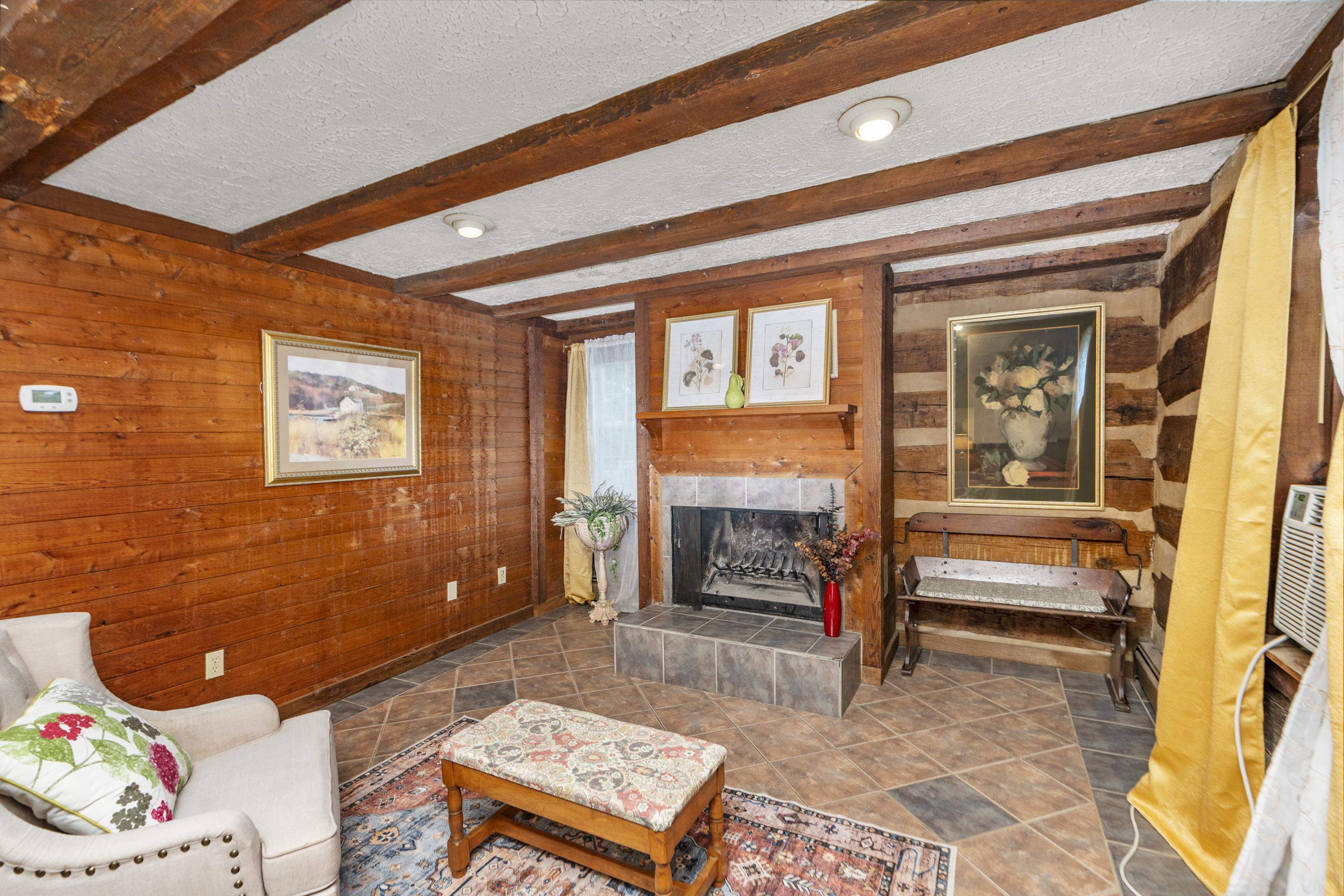 4151 SPRINGHILL RD, STAUNTON, Virginia 24401, 3 Bedrooms Bedrooms, ,2 BathroomsBathrooms,Residential,4151 SPRINGHILL RD,680179 MLS # 680179 4151 SPRINGHILL RD, STAUNTON, Virginia 24401, 3 Bedrooms Bedrooms, ,2 BathroomsBathrooms,Residential,4151 SPRINGHILL RD,680179 MLS # 680179