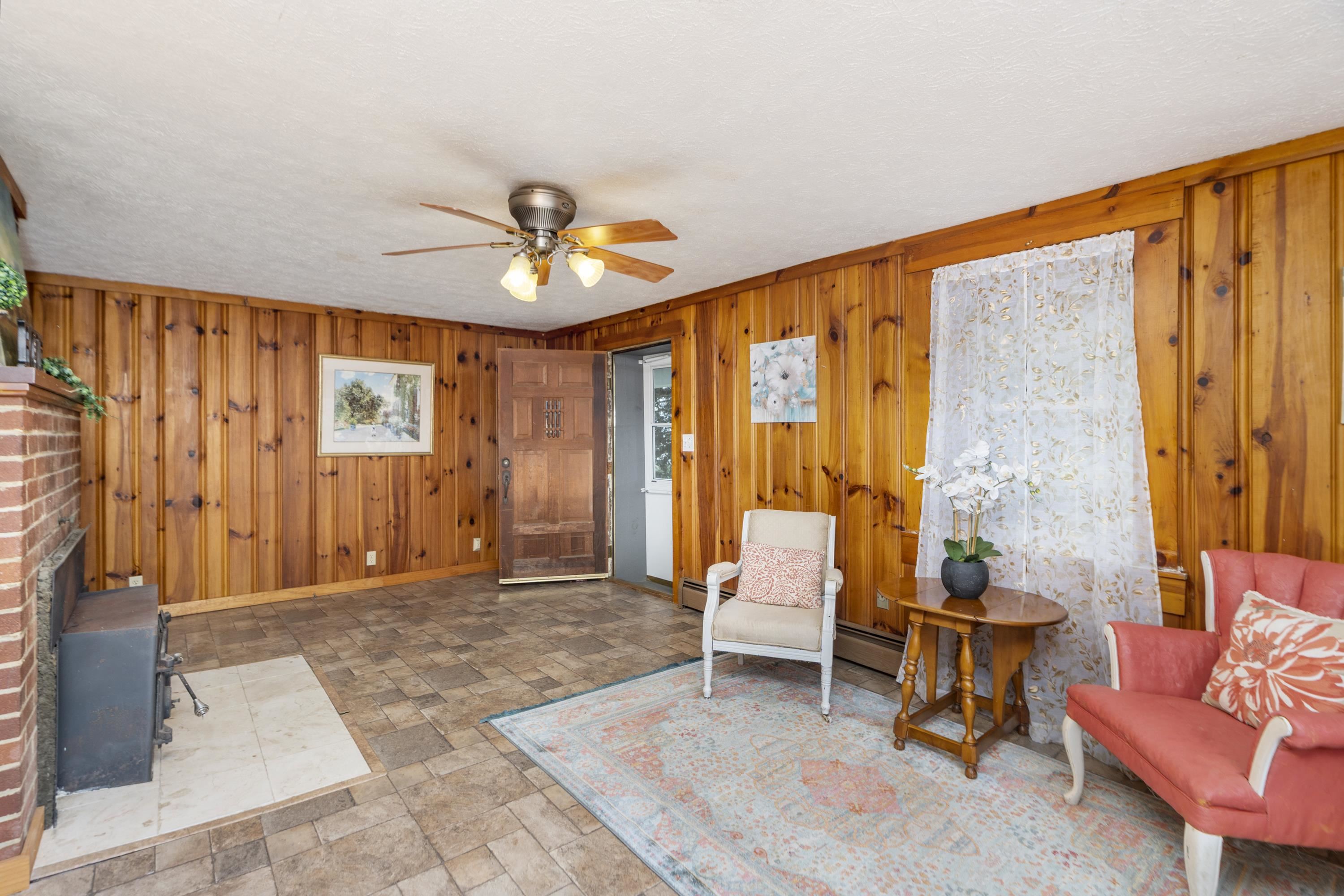 4151 SPRINGHILL RD, STAUNTON, Virginia 24401, 3 Bedrooms Bedrooms, ,2 BathroomsBathrooms,Residential,4151 SPRINGHILL RD,680179 MLS # 680179 4151 SPRINGHILL RD, STAUNTON, Virginia 24401, 3 Bedrooms Bedrooms, ,2 BathroomsBathrooms,Residential,4151 SPRINGHILL RD,680179 MLS # 680179