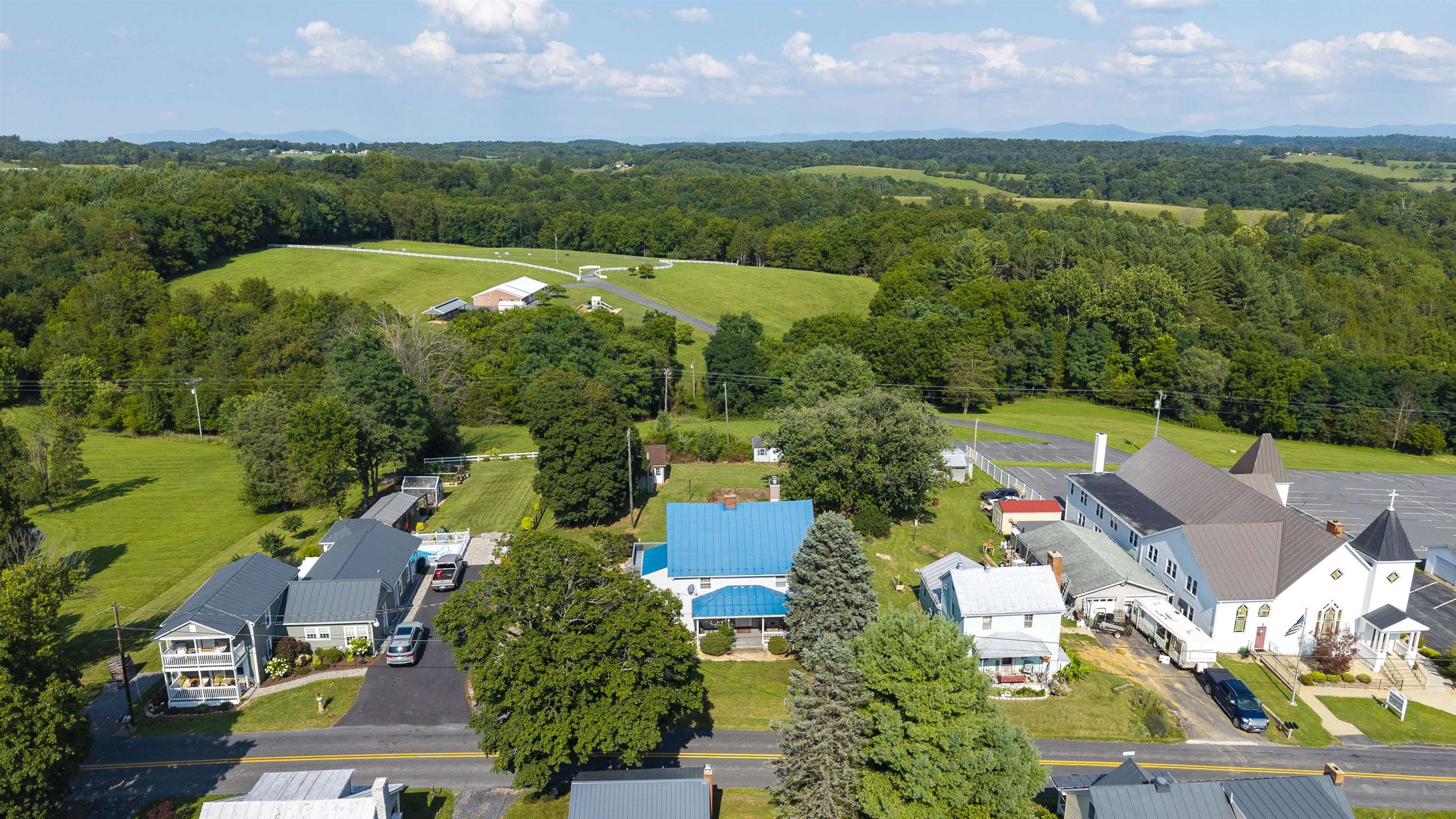 4151 SPRINGHILL RD, STAUNTON, Virginia 24401, 3 Bedrooms Bedrooms, ,2 BathroomsBathrooms,Residential,4151 SPRINGHILL RD,680179 MLS # 680179 4151 SPRINGHILL RD, STAUNTON, Virginia 24401, 3 Bedrooms Bedrooms, ,2 BathroomsBathrooms,Residential,4151 SPRINGHILL RD,680179 MLS # 680179