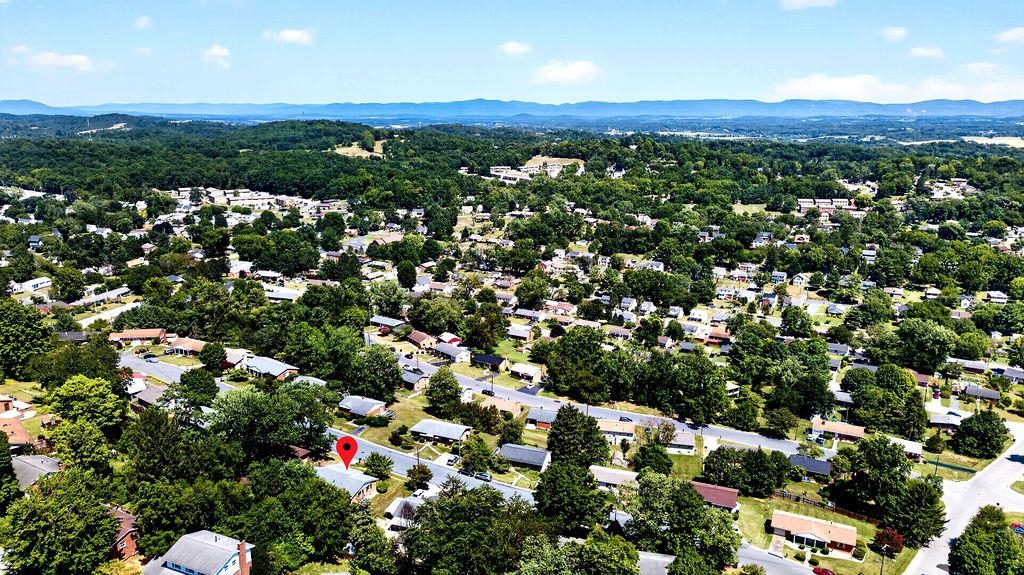 1418 AIKEN ST, STAUNTON, Virginia 24401, 3 Bedrooms Bedrooms, ,2 BathroomsBathrooms,Residential,1418 AIKEN ST,680180 MLS # 680180 1418 AIKEN ST, STAUNTON, Virginia 24401, 3 Bedrooms Bedrooms, ,2 BathroomsBathrooms,Residential,1418 AIKEN ST,680180 MLS # 680180