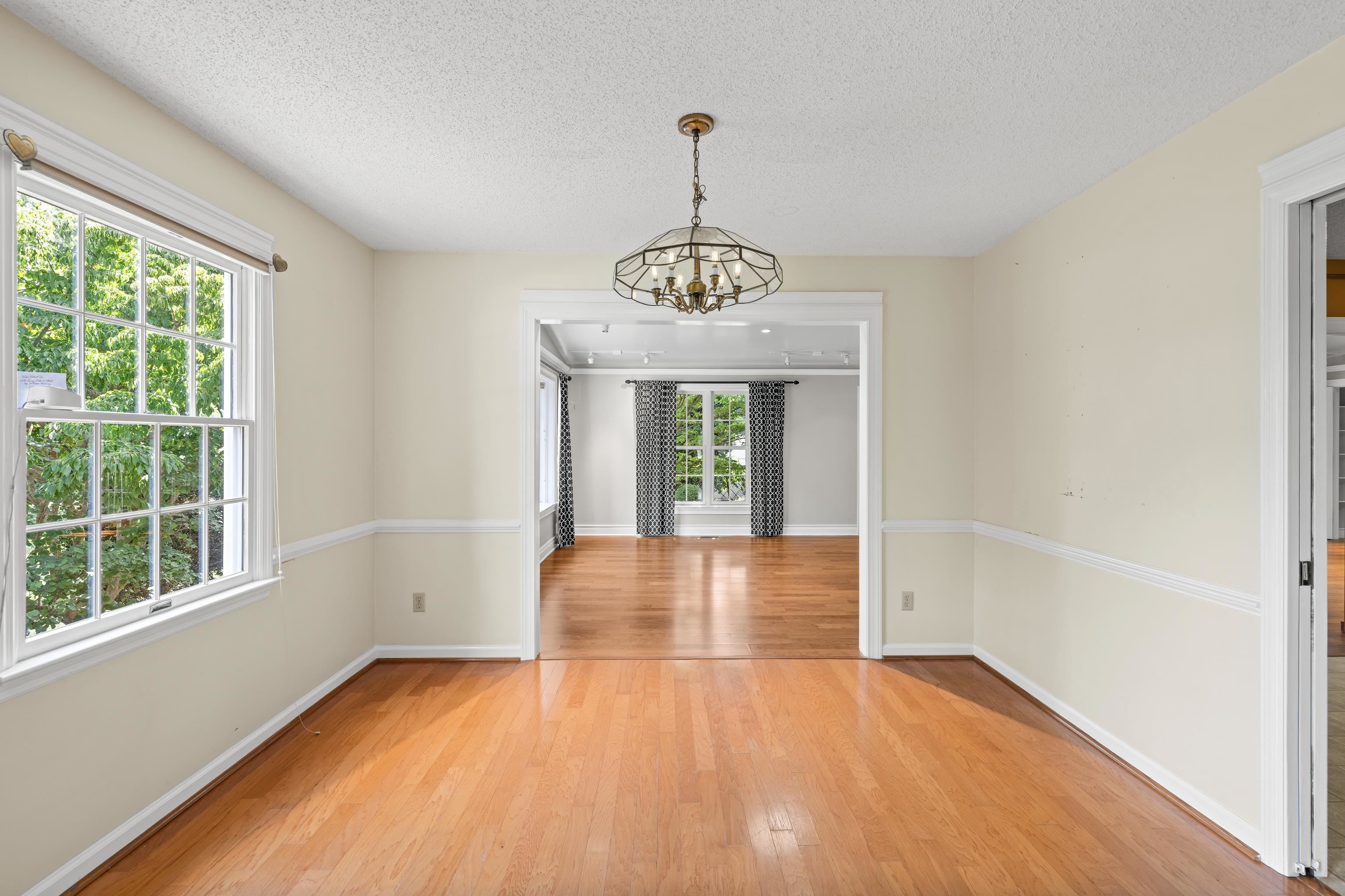 104 MILLER DR, BRIDGEWATER, Virginia 22812, 3 Bedrooms Bedrooms, ,2 BathroomsBathrooms,Residential,104 MILLER DR,680182 MLS # 680182