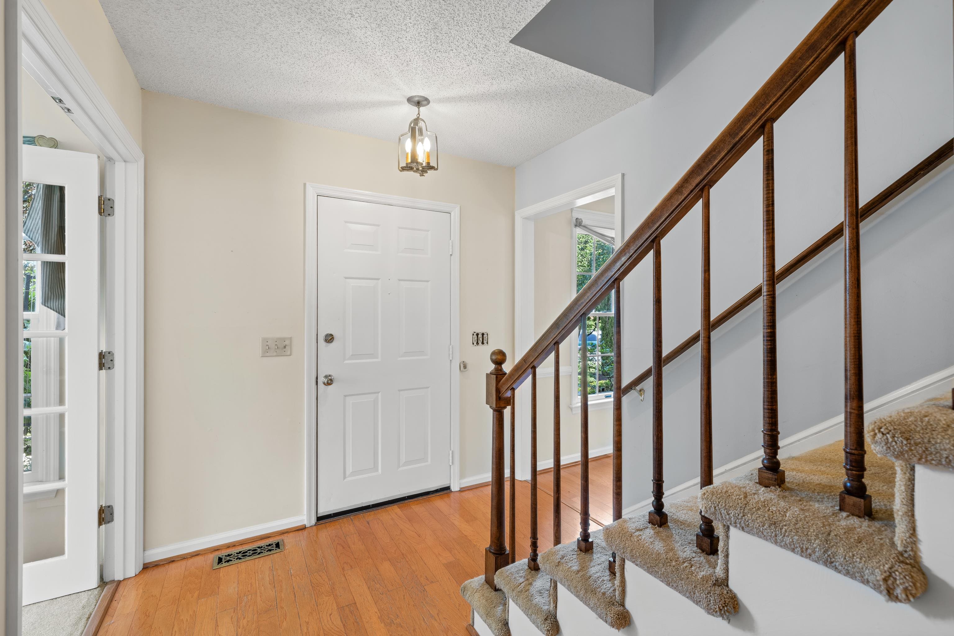104 MILLER DR, BRIDGEWATER, Virginia 22812, 3 Bedrooms Bedrooms, ,2 BathroomsBathrooms,Residential,104 MILLER DR,680182 MLS # 680182