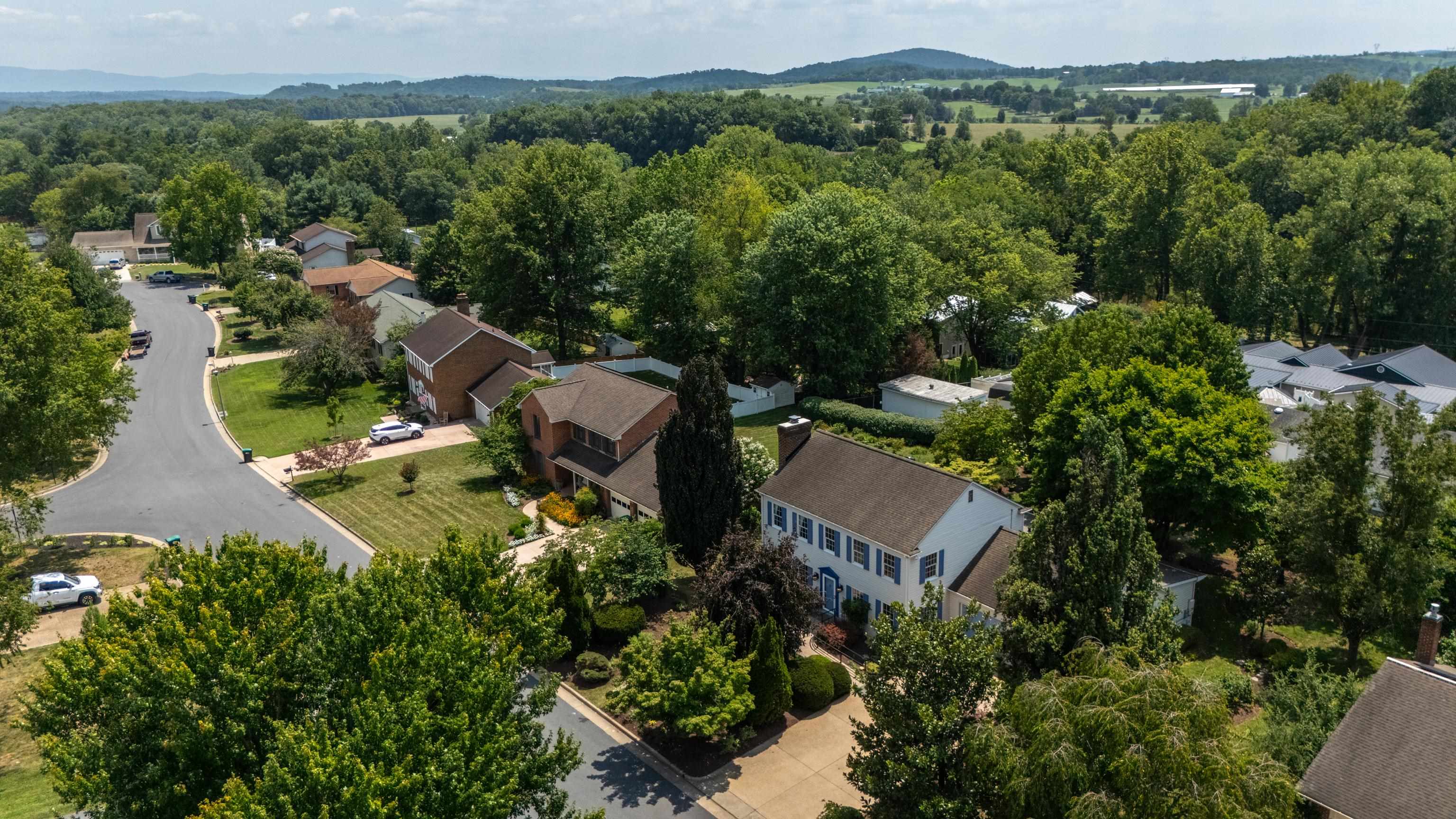104 MILLER DR, BRIDGEWATER, Virginia 22812, 3 Bedrooms Bedrooms, ,2 BathroomsBathrooms,Residential,104 MILLER DR,680182 MLS # 680182