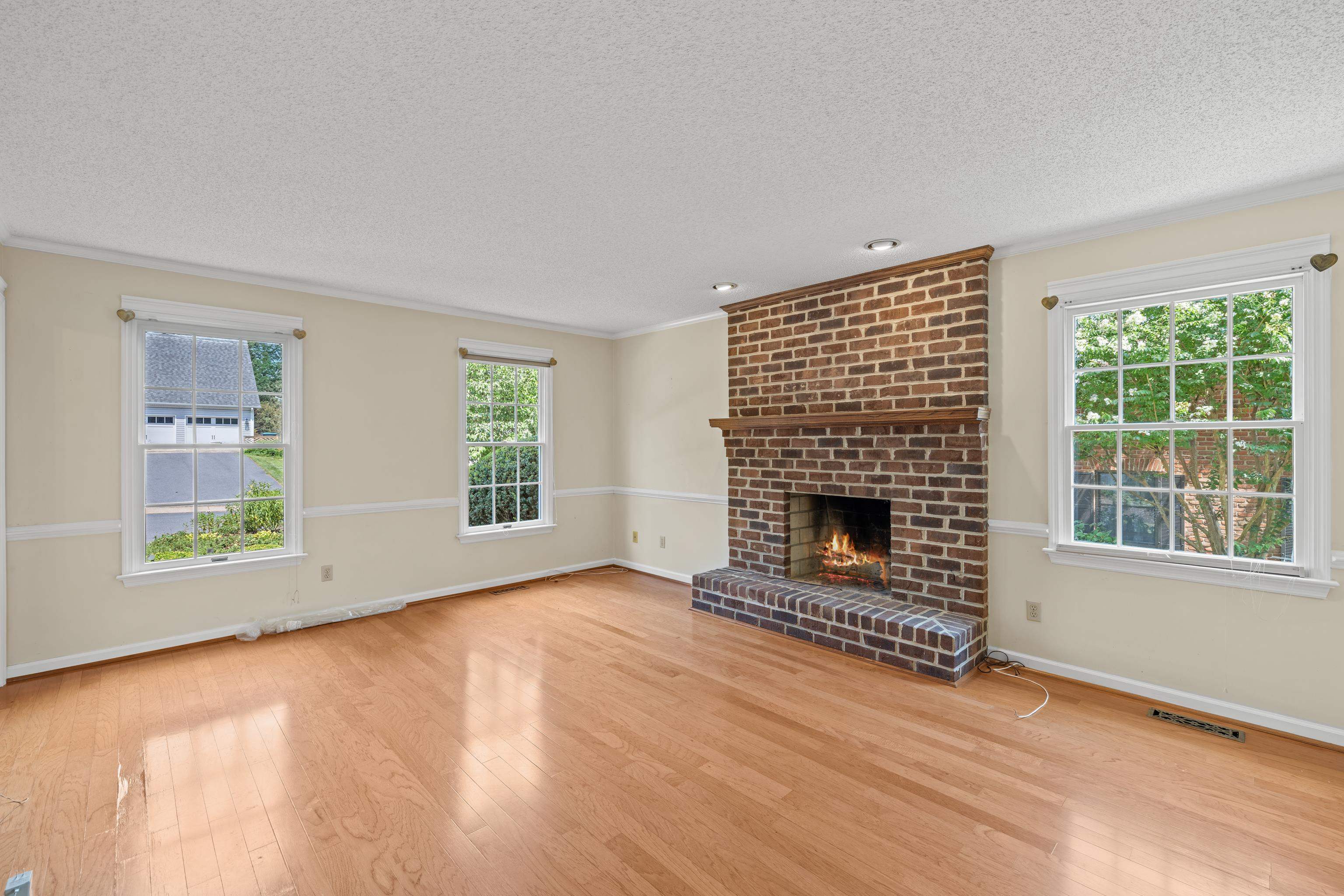 104 MILLER DR, BRIDGEWATER, Virginia 22812, 3 Bedrooms Bedrooms, ,2 BathroomsBathrooms,Residential,104 MILLER DR,680182 MLS # 680182