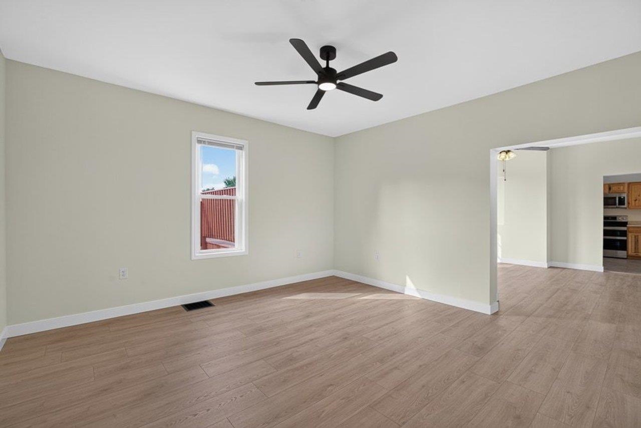401 6TH ST, SHENANDOAH, Virginia 22849, 3 Bedrooms Bedrooms, ,1 BathroomBathrooms,Residential,401 6TH ST,680192 MLS # 680192
