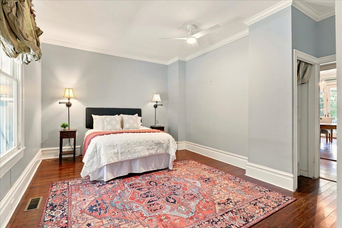 718 DONAGHE ST, STAUNTON, Virginia 24401, 4 Bedrooms Bedrooms, ,2 BathroomsBathrooms,Residential,718 DONAGHE ST,680194 MLS # 680194