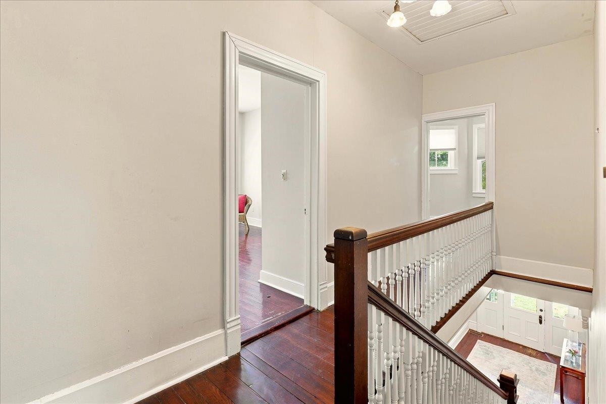 718 DONAGHE ST, STAUNTON, Virginia 24401, 4 Bedrooms Bedrooms, ,2 BathroomsBathrooms,Residential,718 DONAGHE ST,680194 MLS # 680194