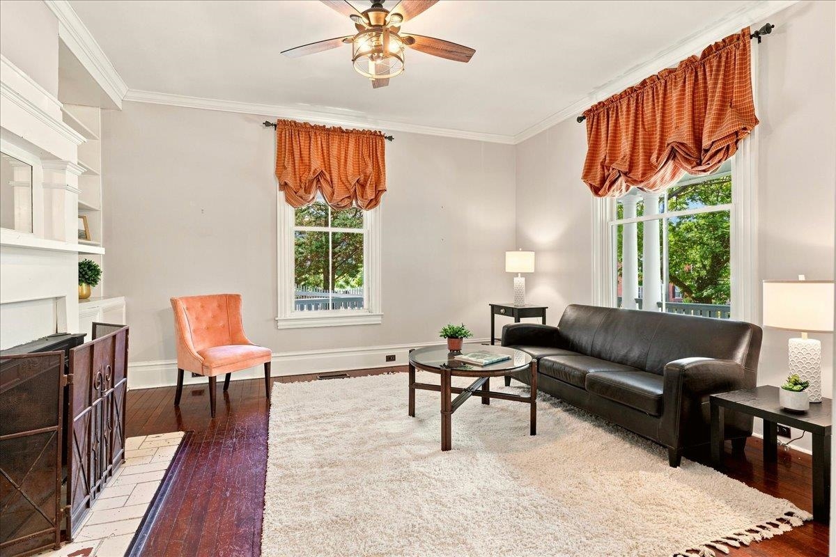 718 DONAGHE ST, STAUNTON, Virginia 24401, 4 Bedrooms Bedrooms, ,2 BathroomsBathrooms,Residential,718 DONAGHE ST,680194 MLS # 680194