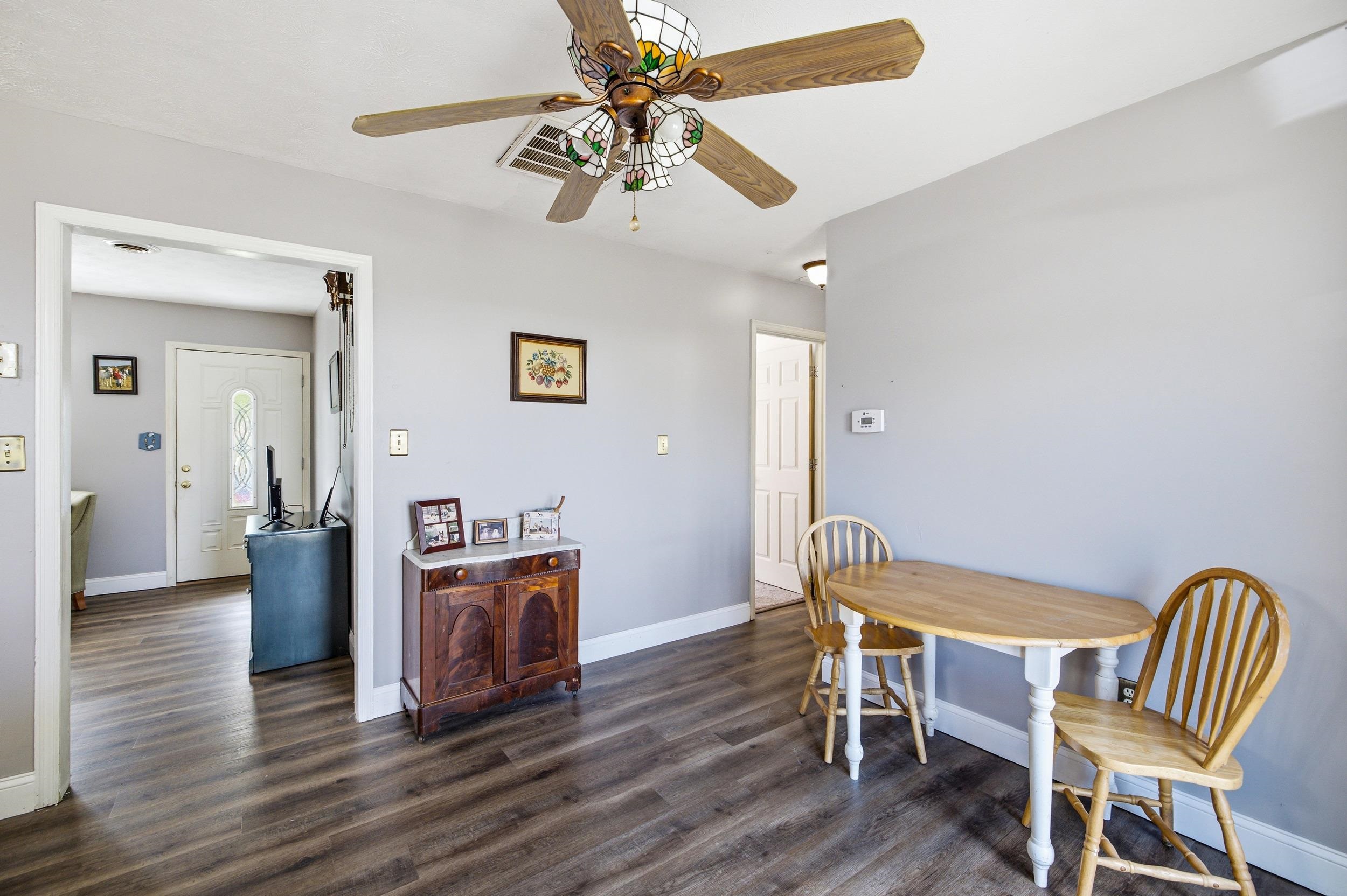 16 SHEN VALLEY DR, WEYERS CAVE, Virginia 22846, 3 Bedrooms Bedrooms, ,1 BathroomBathrooms,Residential,16 SHEN VALLEY DR,680196 MLS # 680196 16 SHEN VALLEY DR, WEYERS CAVE, Virginia 22846, 3 Bedrooms Bedrooms, ,1 BathroomBathrooms,Residential,16 SHEN VALLEY DR,680196 MLS # 680196